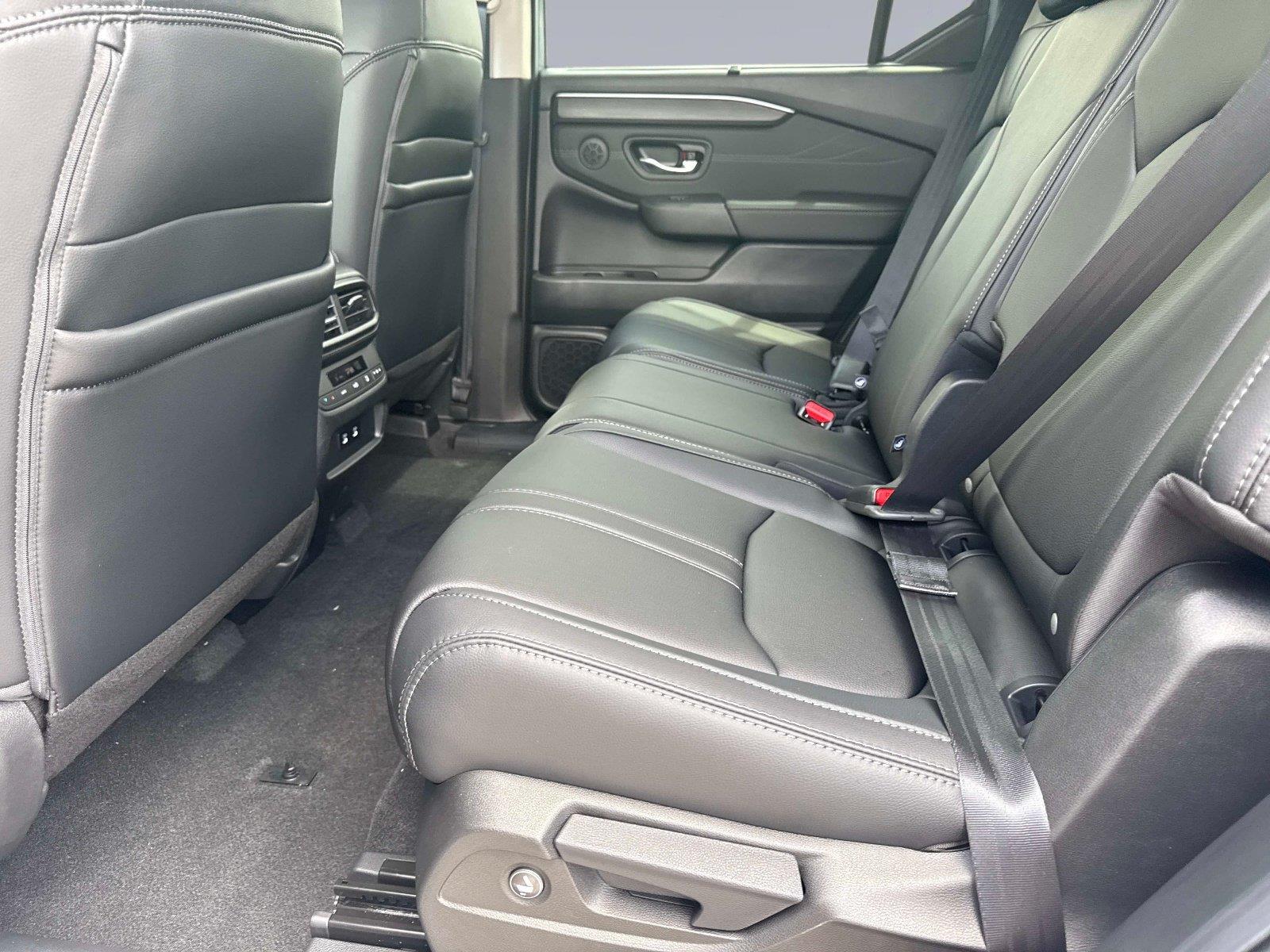 2026 Honda Pilot Touring Blackout