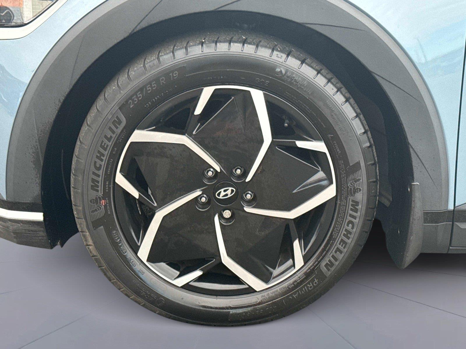 2024 Hyundai IONIQ 5 SE