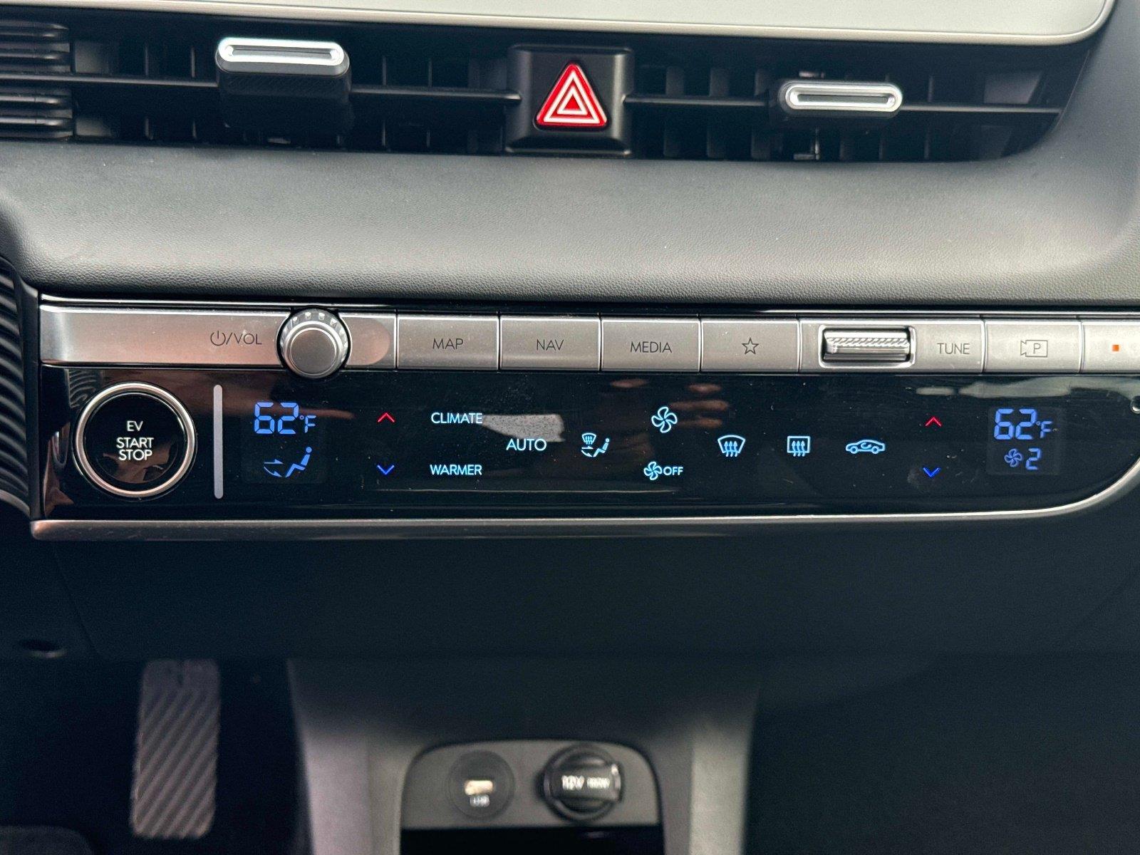 2024 Hyundai IONIQ 5 SE