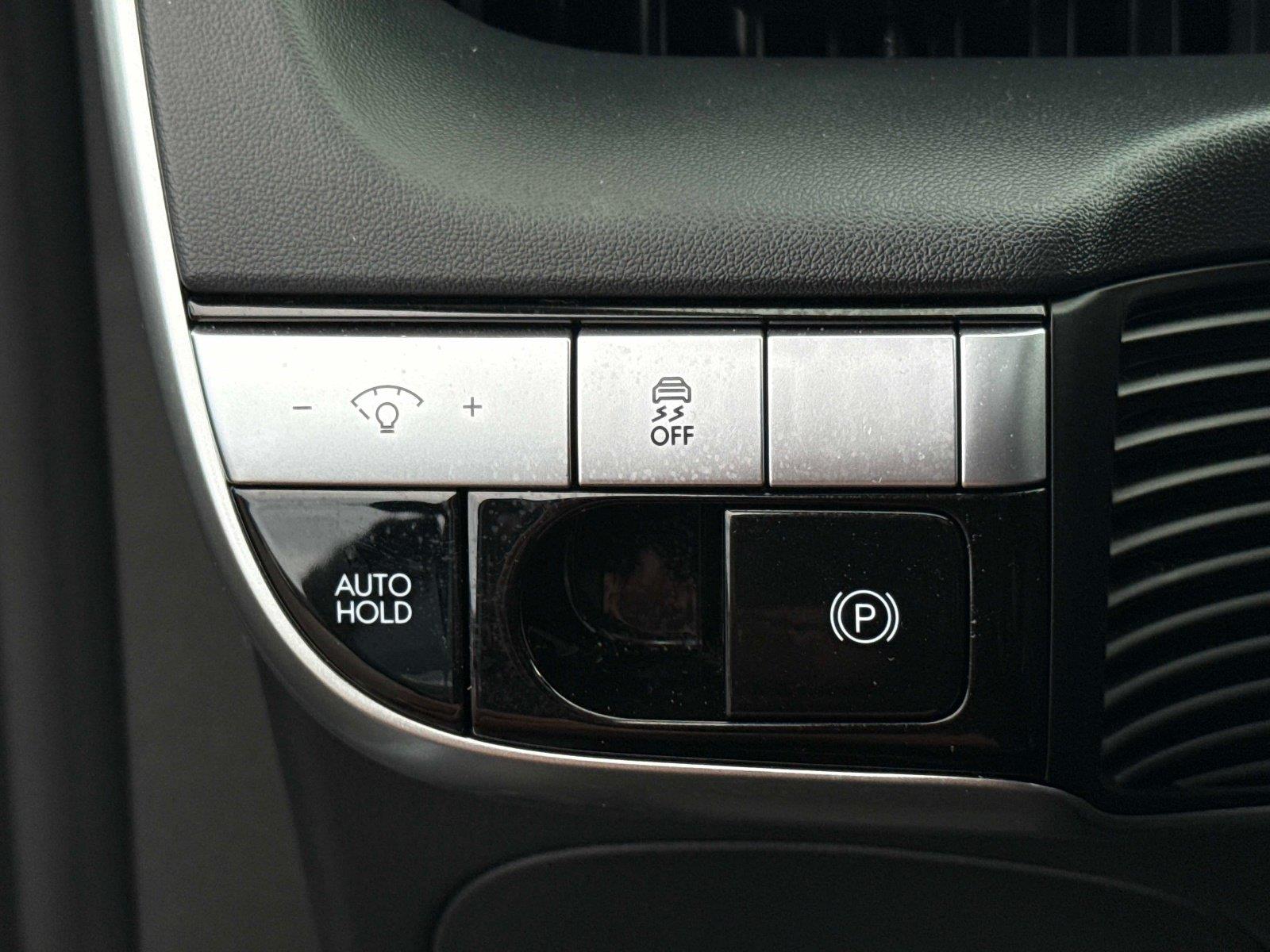 2024 Hyundai IONIQ 5 SE