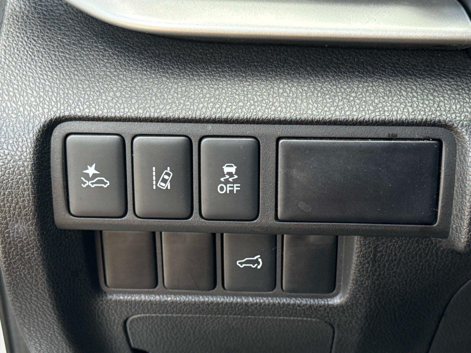 2025 Mitsubishi Eclipse Cross SE