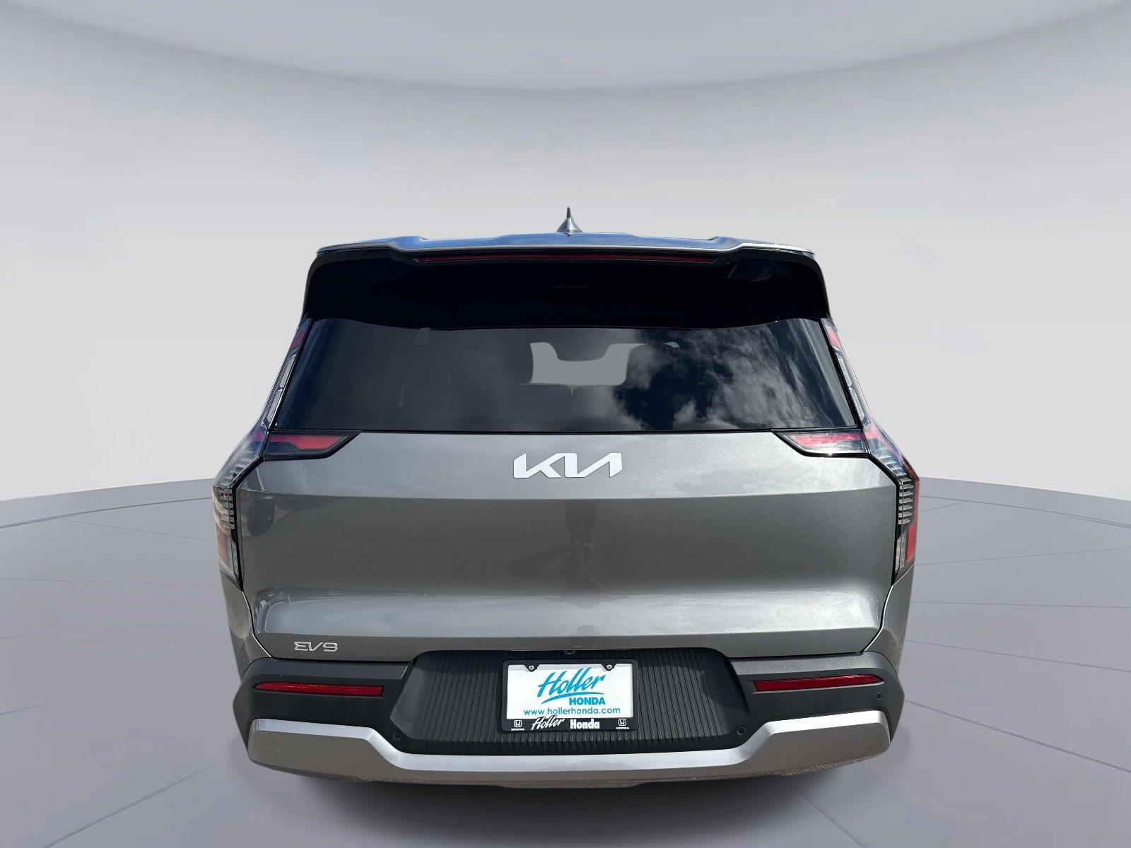 2024 Kia EV9 Light Long Range