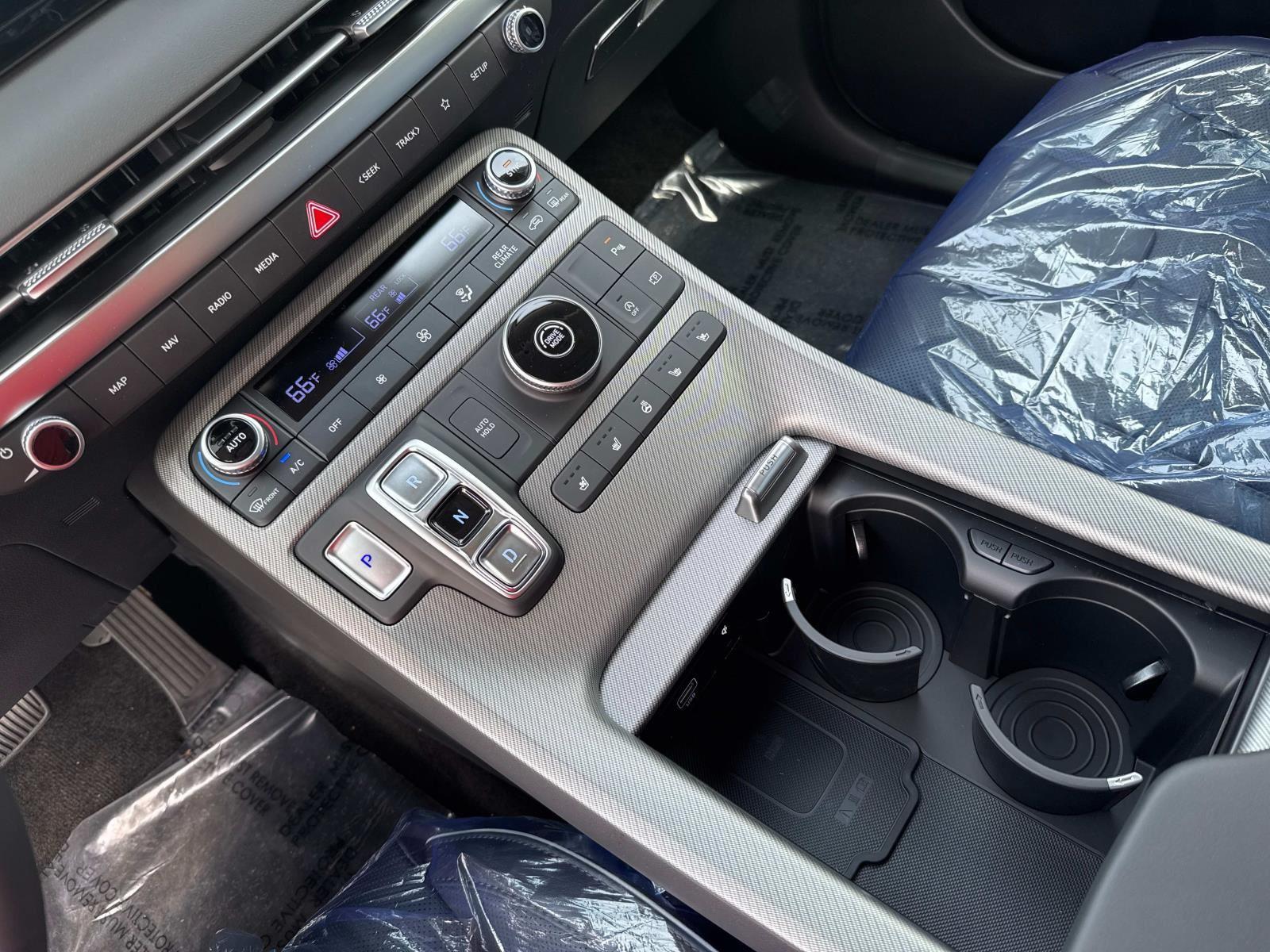 2025 Hyundai Palisade SEL Premium