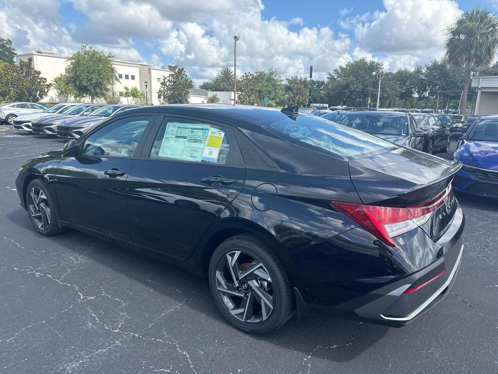 2025 Hyundai Elantra Hybrid SEL Sport