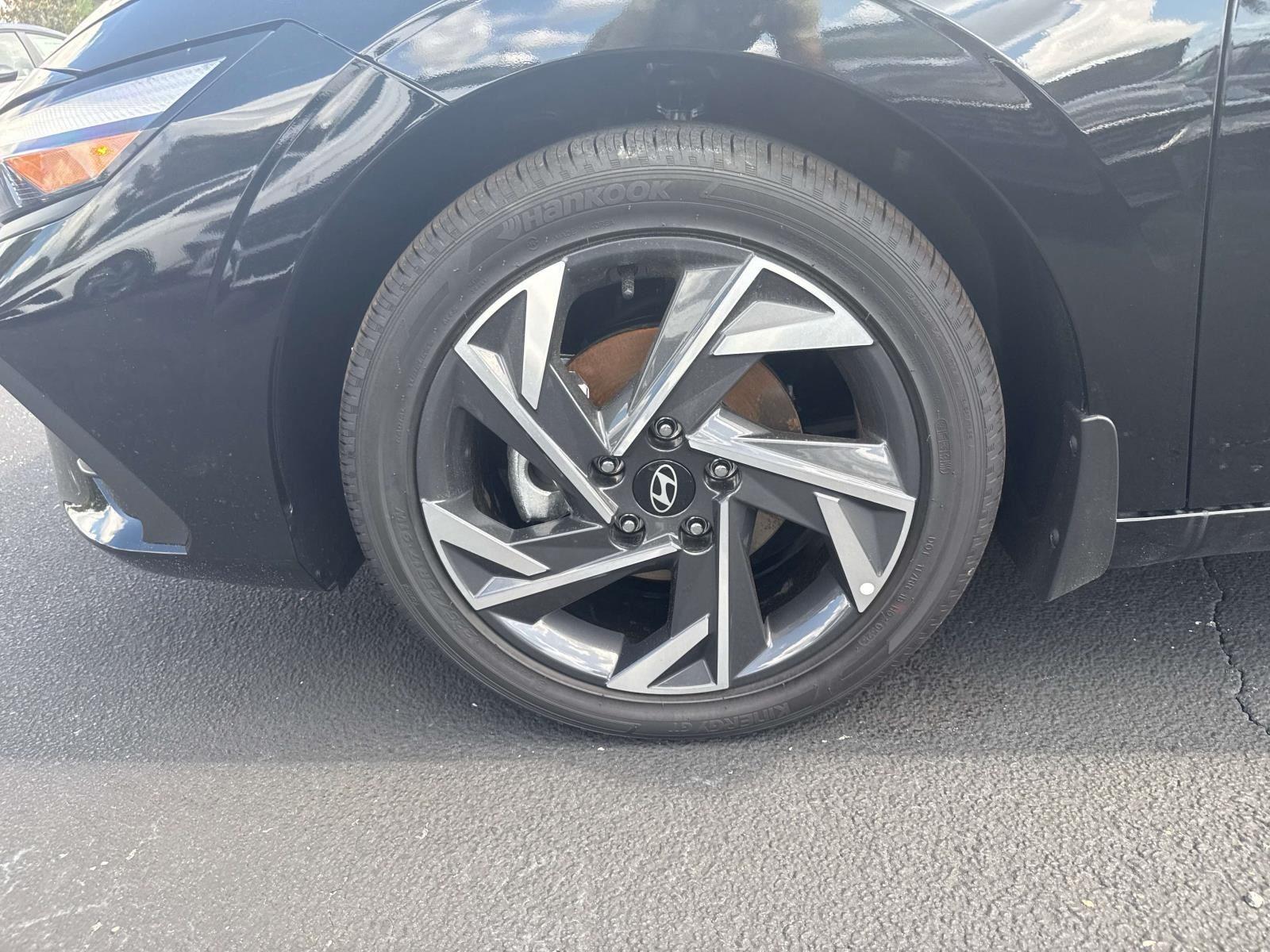 2025 Hyundai Elantra Hybrid SEL Sport