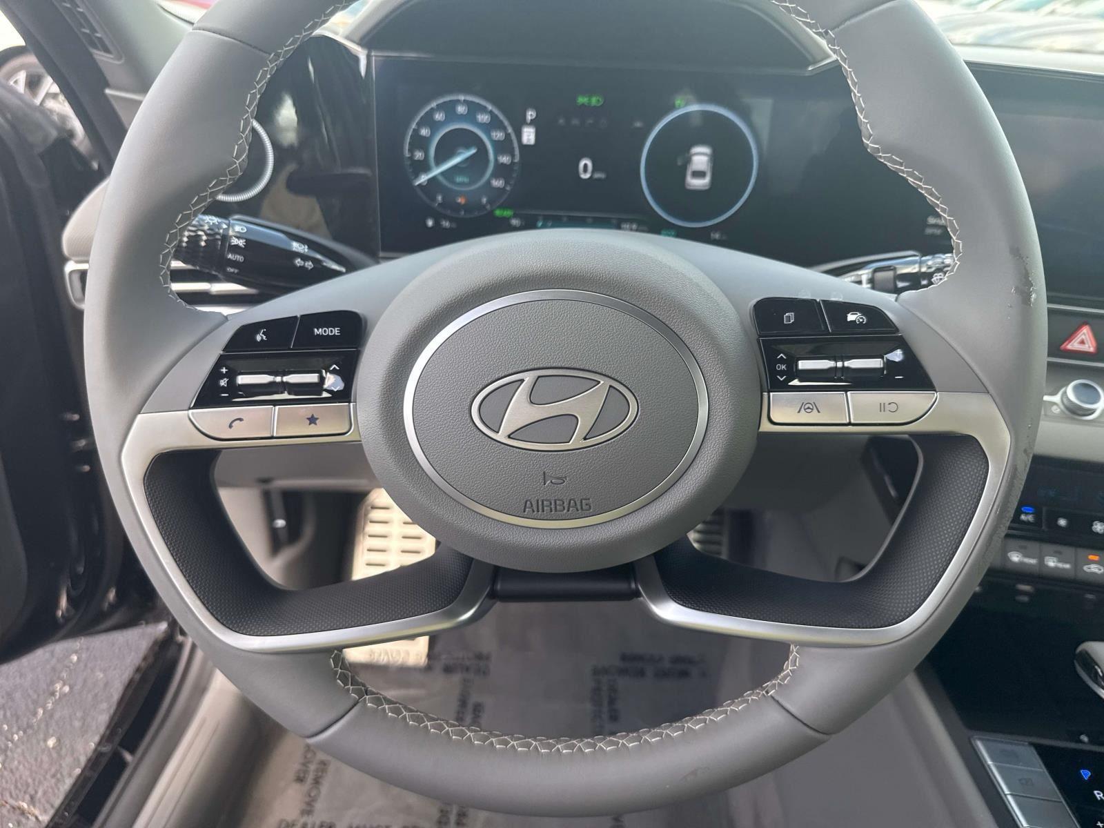 2025 Hyundai Elantra Hybrid SEL Sport