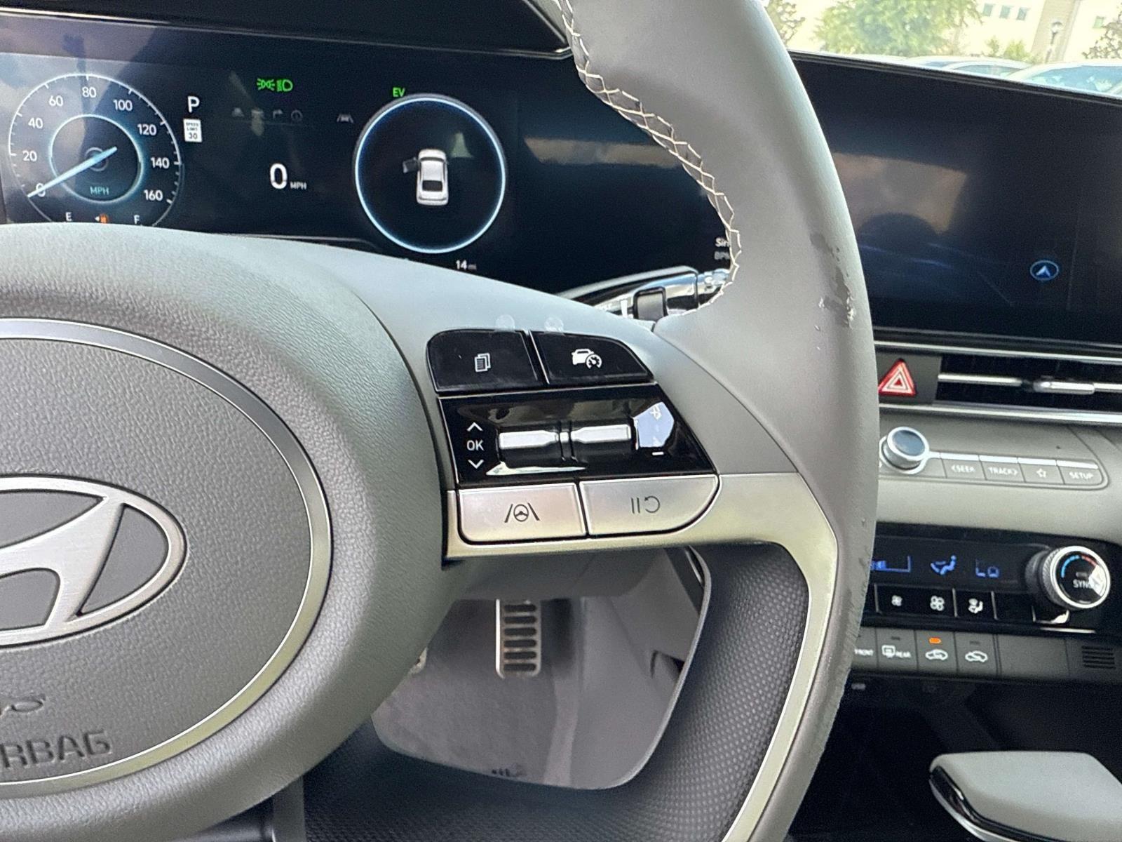 2025 Hyundai Elantra Hybrid SEL Sport