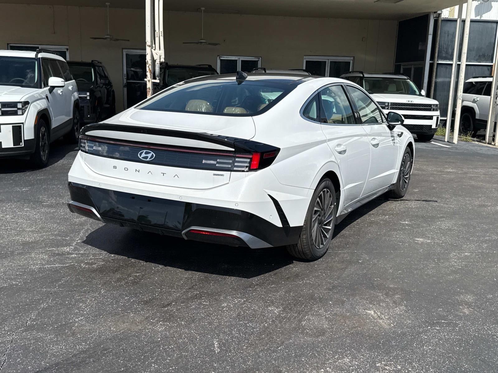 2025 Hyundai Sonata Hybrid Limited