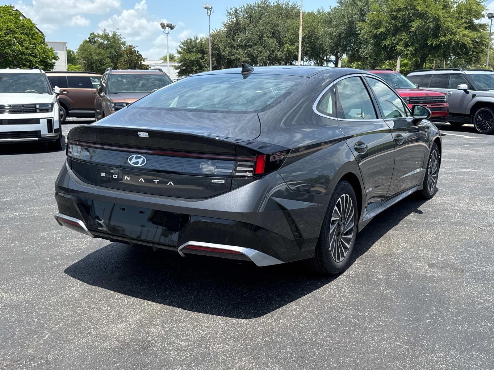 2025 Hyundai Sonata Hybrid SEL