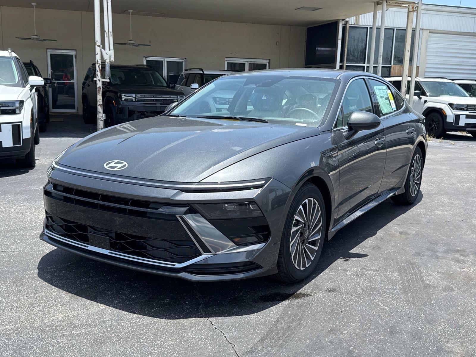 2025 Hyundai Sonata Hybrid SEL