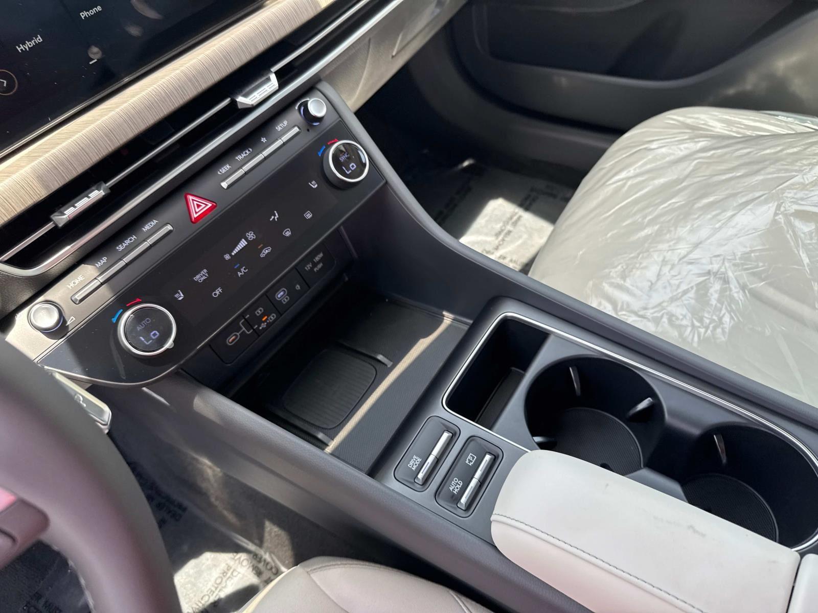 2025 Hyundai Sonata Hybrid SEL