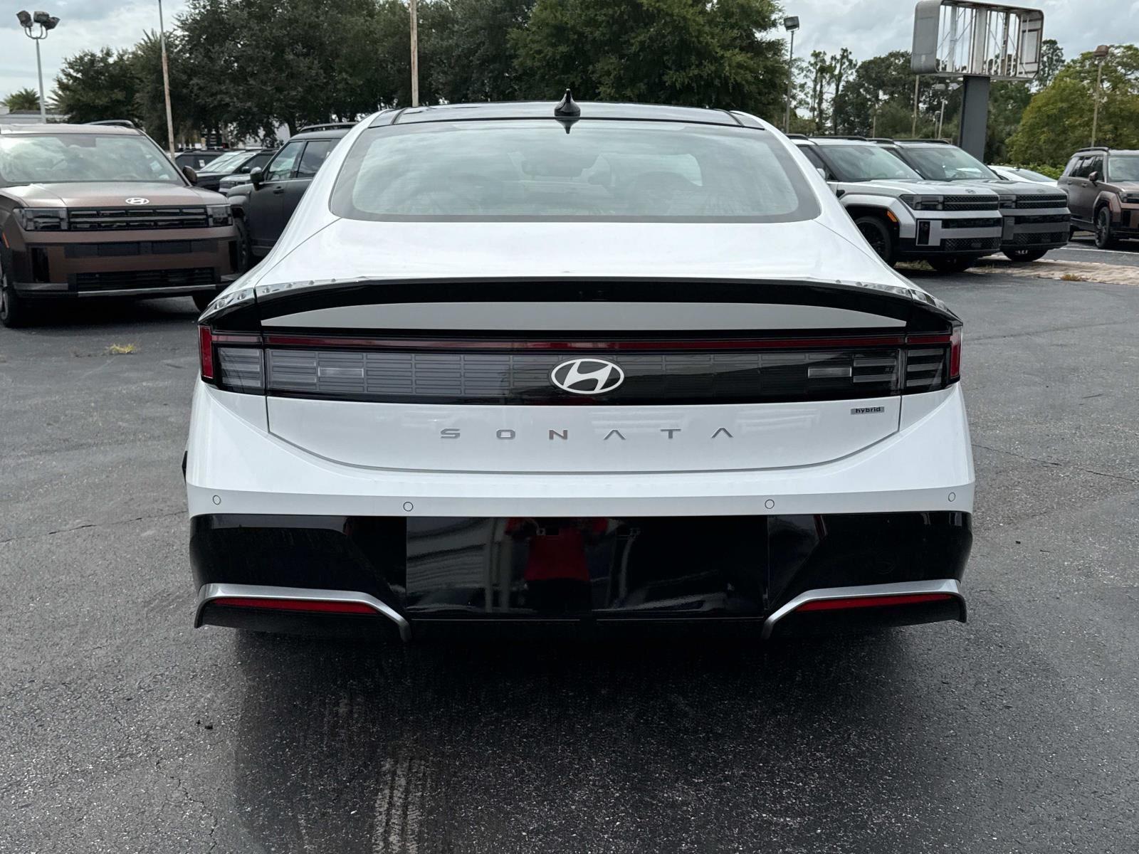 2025 Hyundai Sonata Hybrid Limited