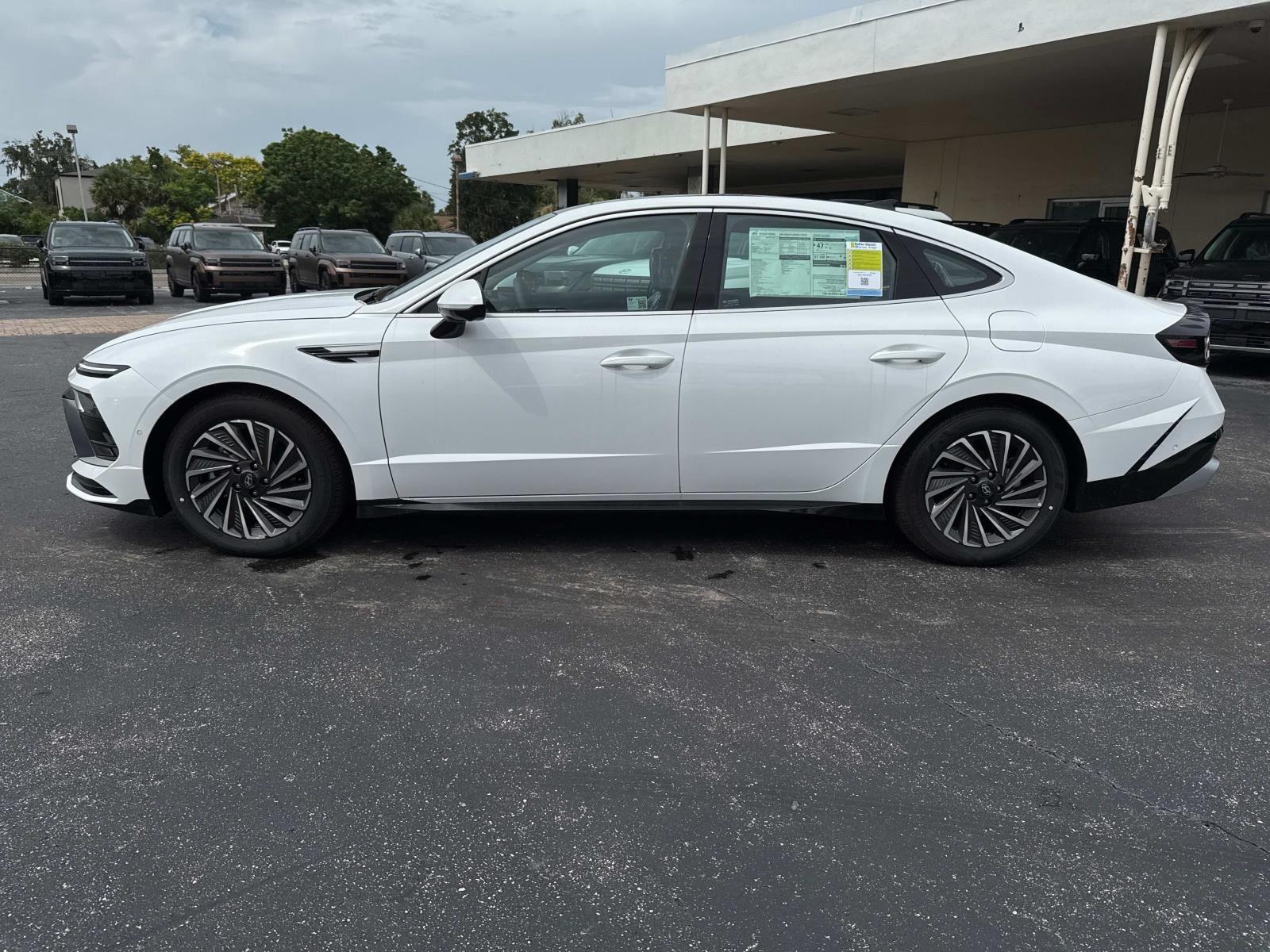2025 Hyundai Sonata Hybrid Limited