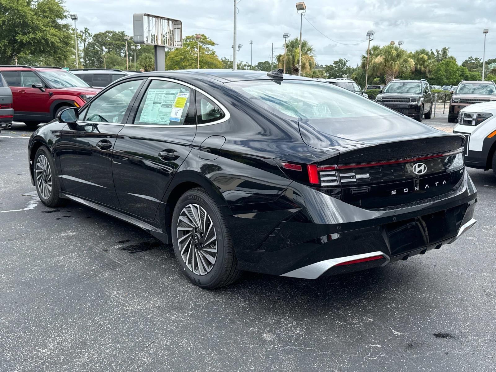 2025 Hyundai Sonata Hybrid Limited