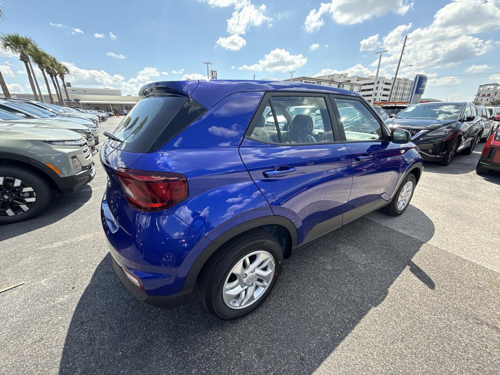 2025 Hyundai Venue SE