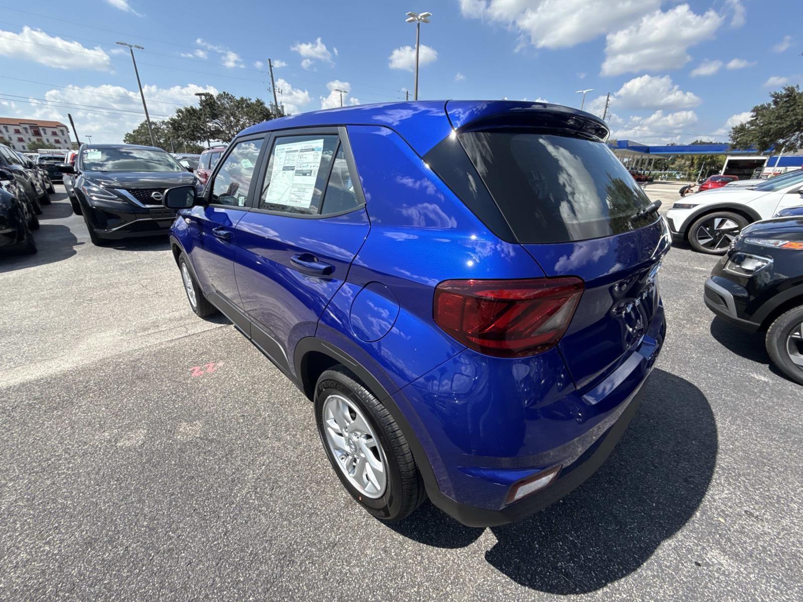 2025 Hyundai Venue SE