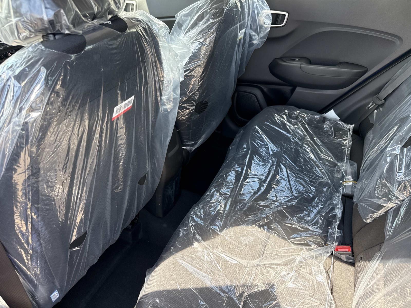 2025 Hyundai Venue SE