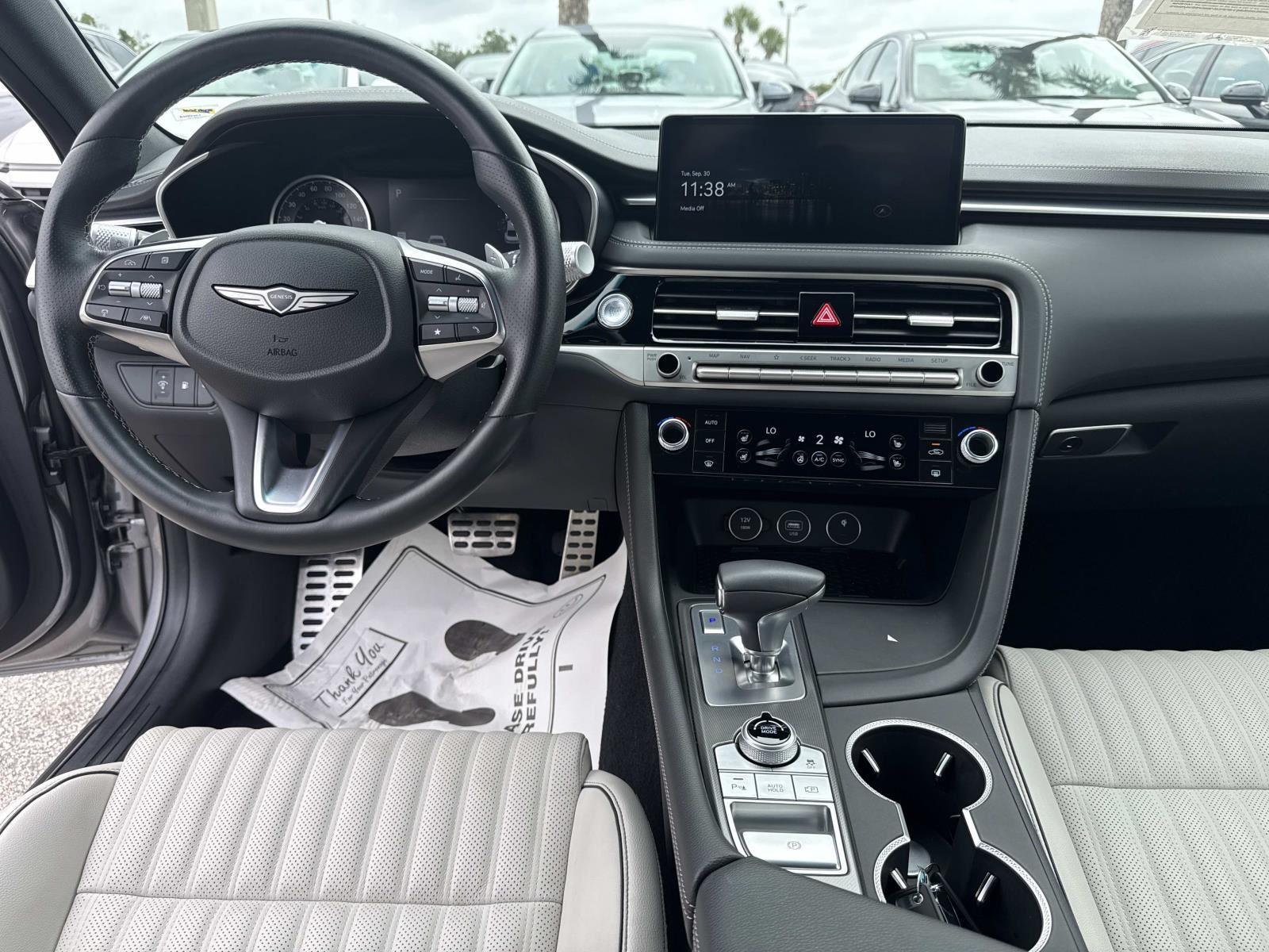 2025 Genesis G70 2.5T