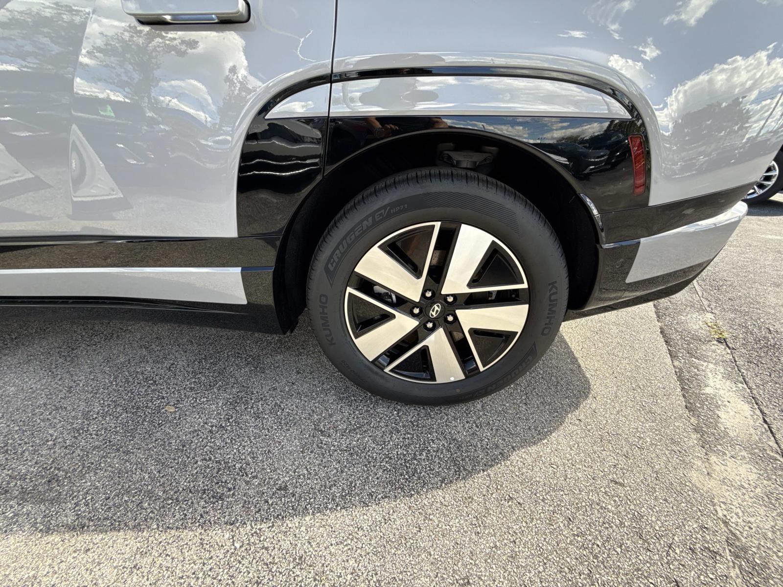 2026 Hyundai IONIQ 9 SEL