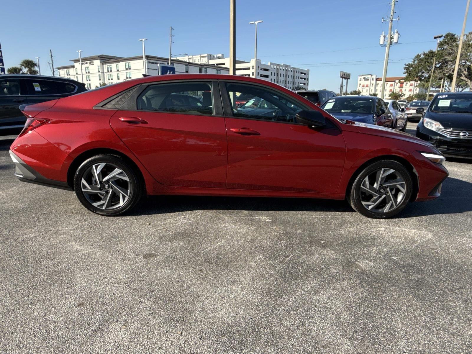 2025 Hyundai Elantra SEL Sport