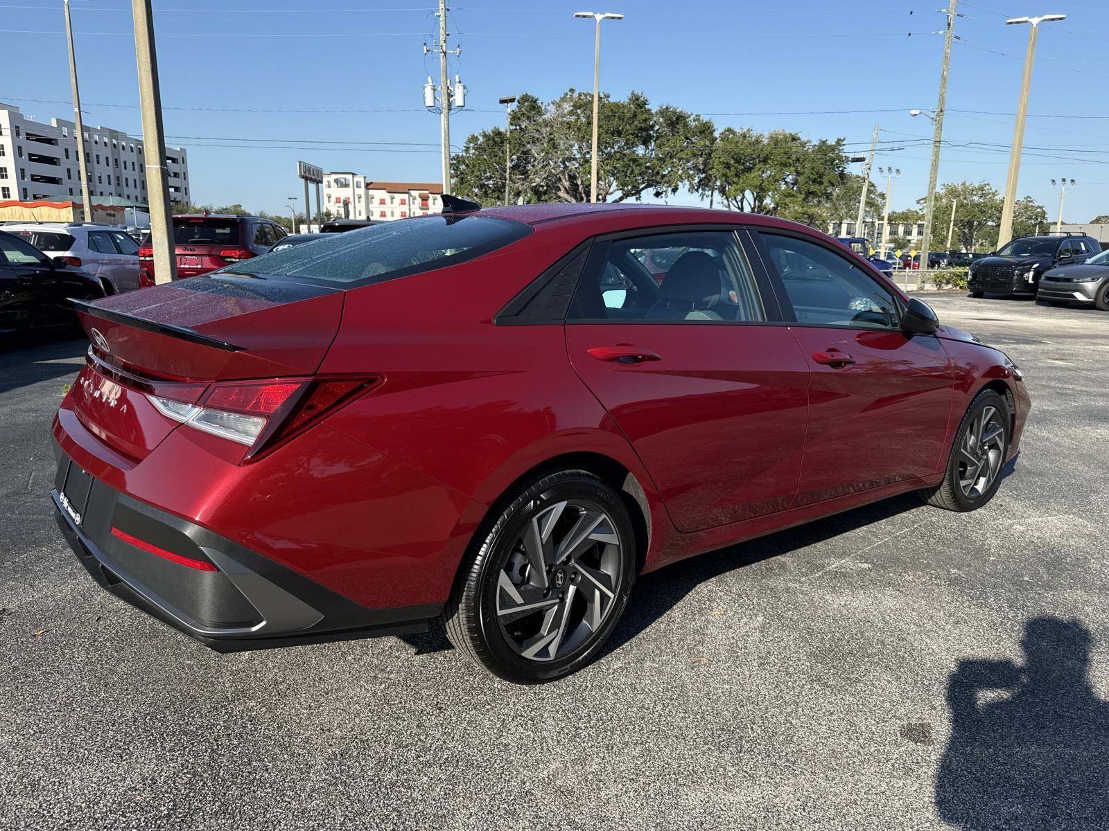 2025 Hyundai Elantra SEL Sport