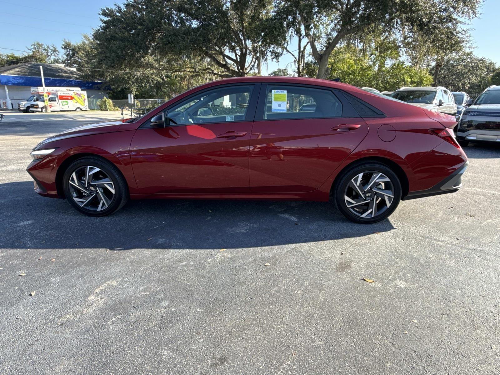 2025 Hyundai Elantra SEL Sport