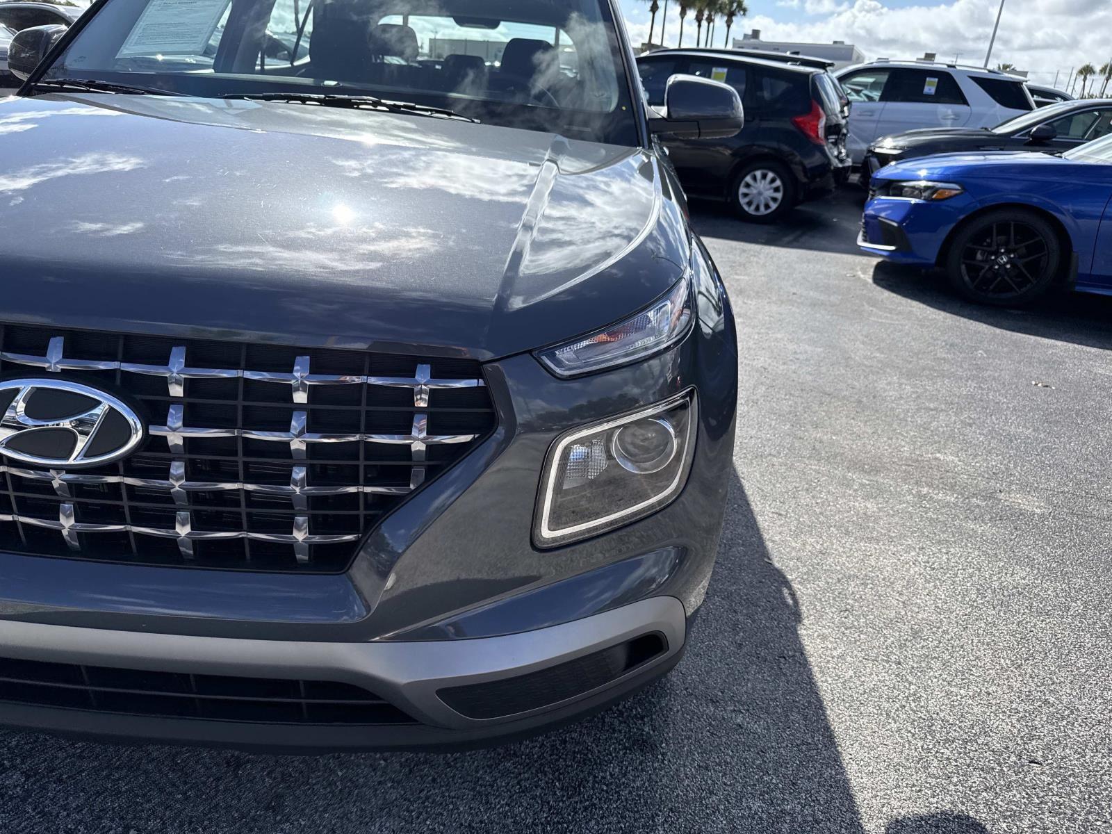 2025 Hyundai Venue SEL