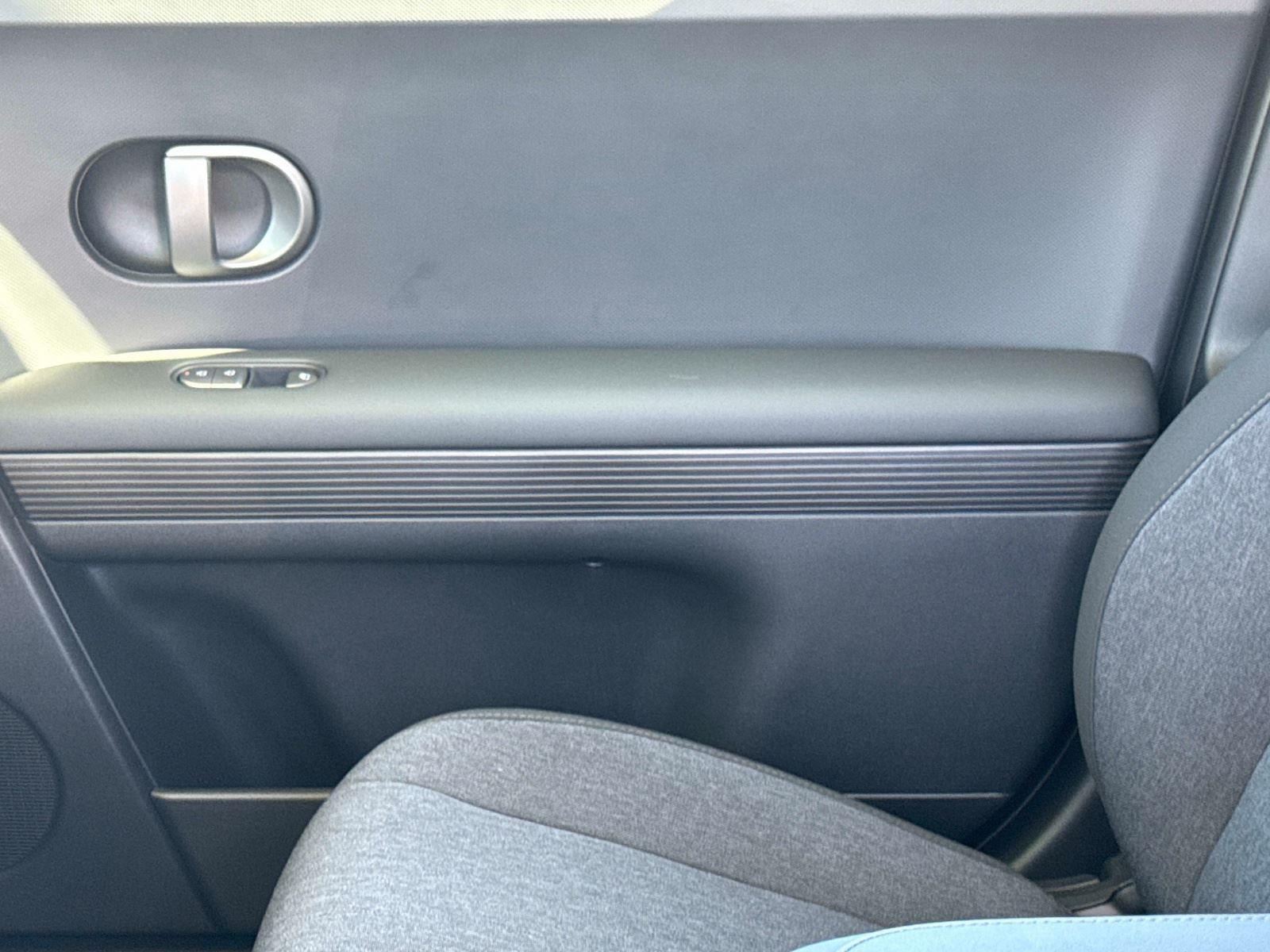 2026 Hyundai IONIQ 5 SE