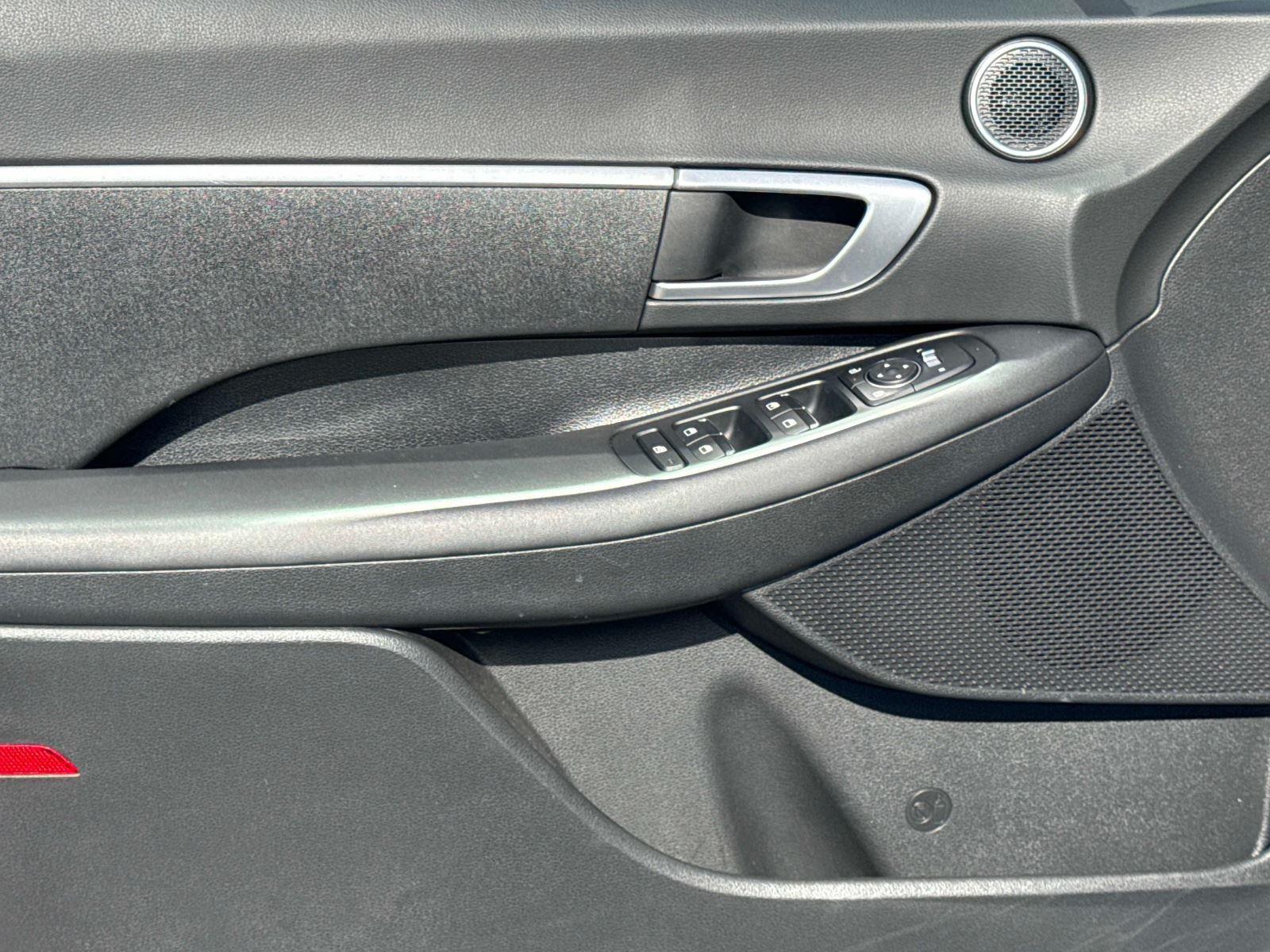 2025 Hyundai Sonata SE