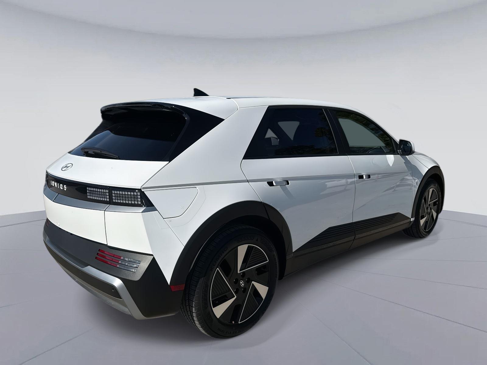 2026 Hyundai IONIQ 5 SE