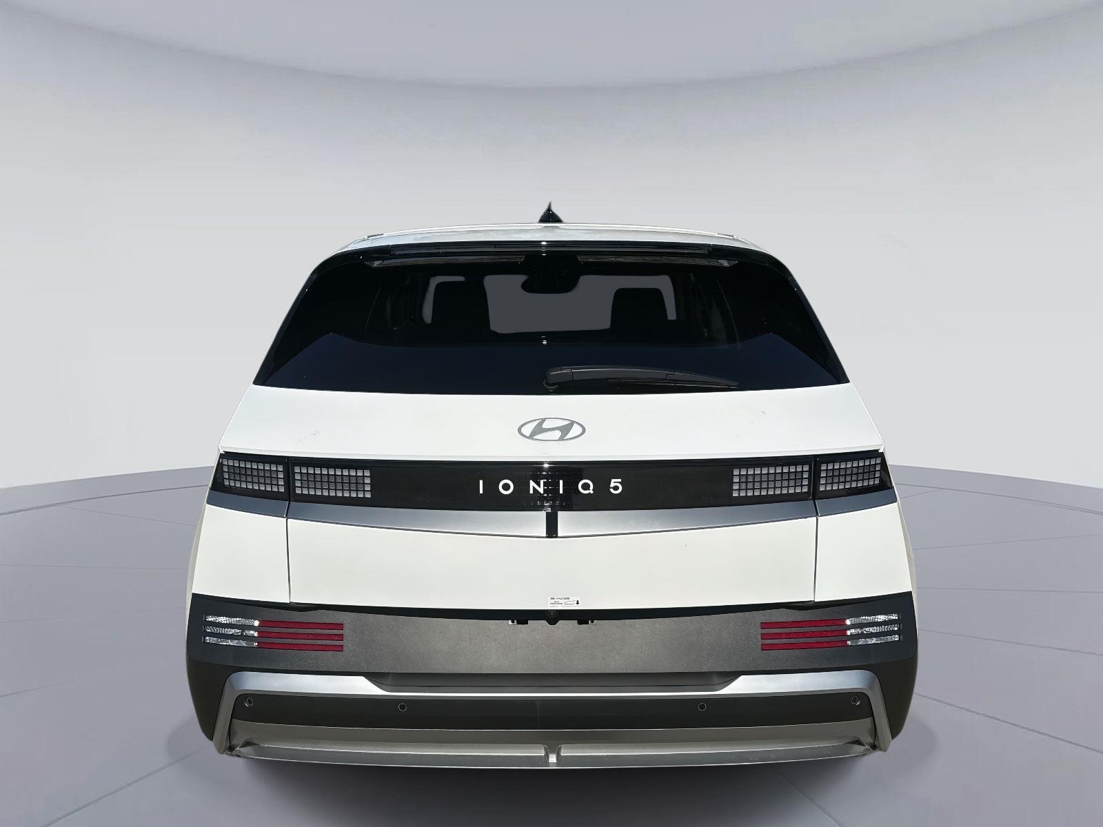 2026 Hyundai IONIQ 5 SE