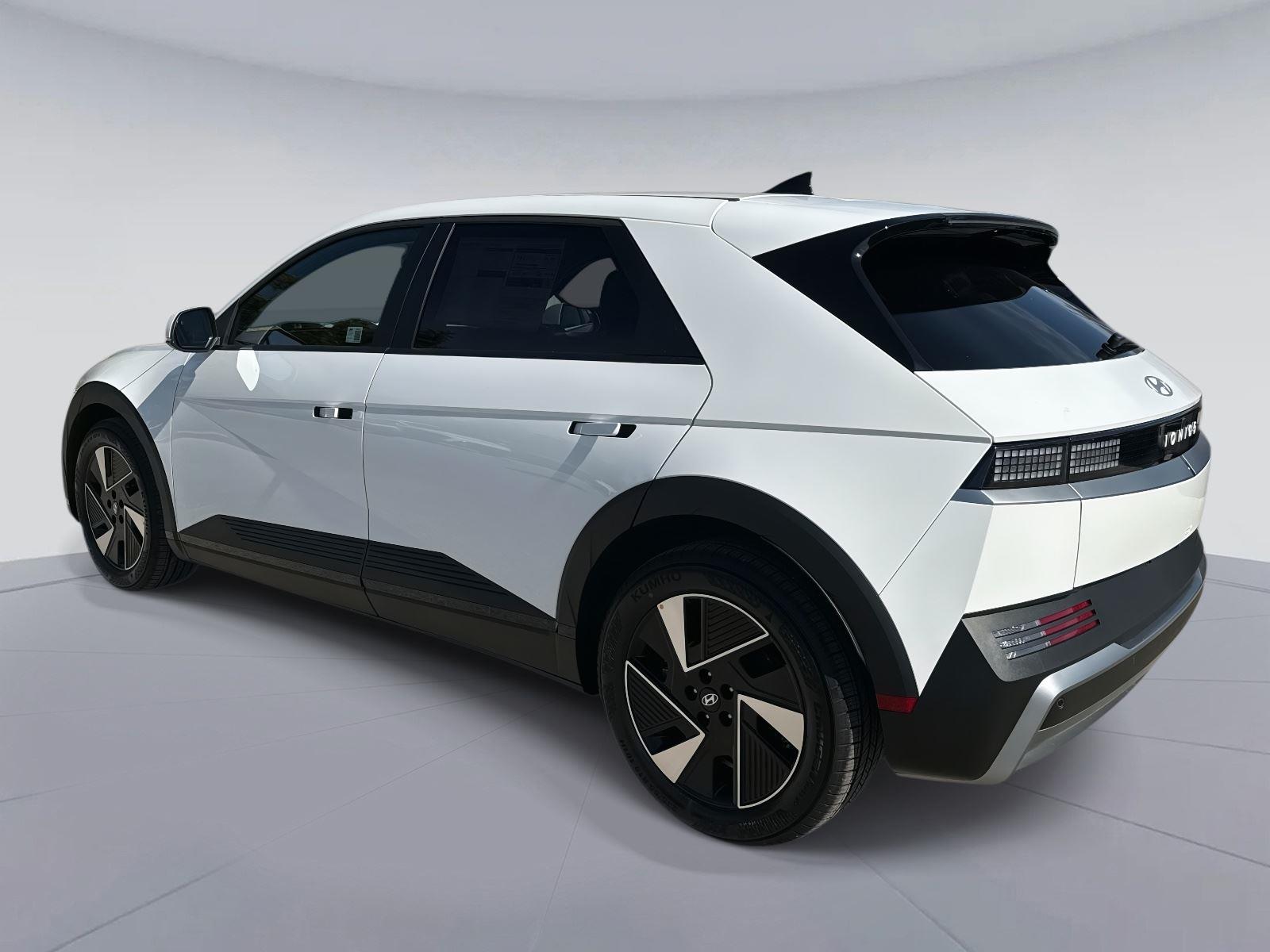 2026 Hyundai IONIQ 5 SE