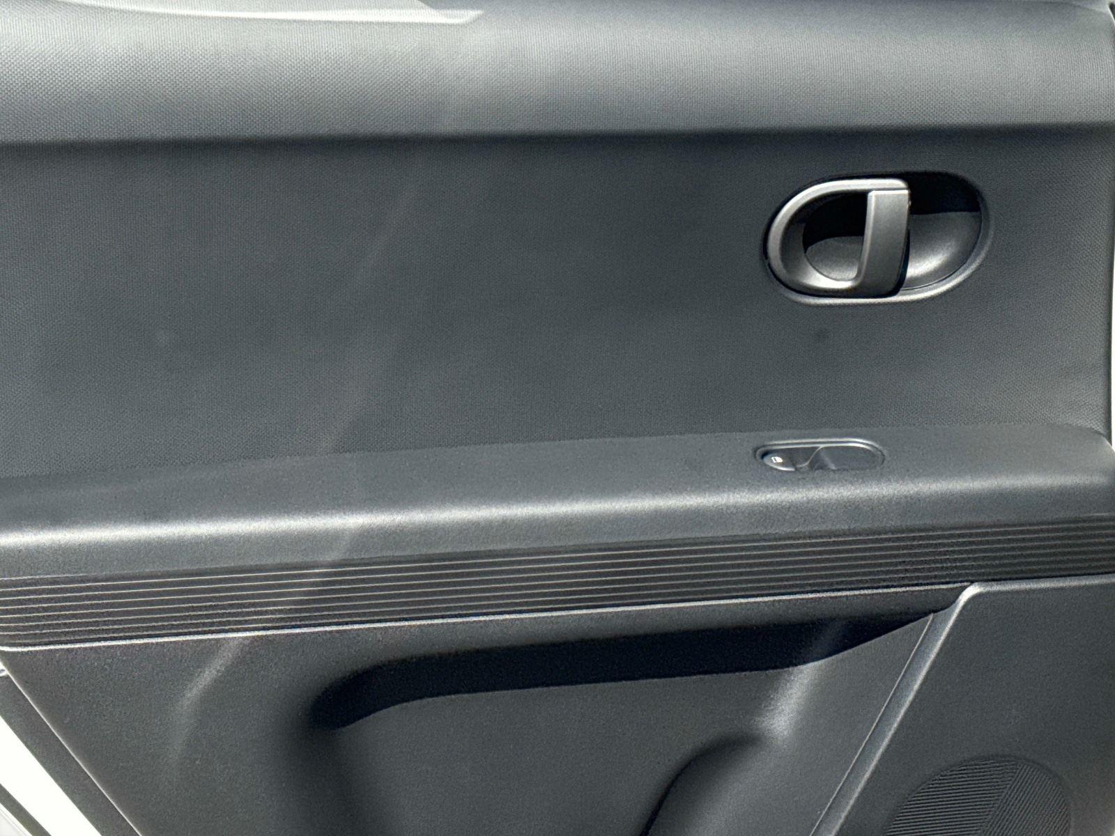 2026 Hyundai IONIQ 5 SE