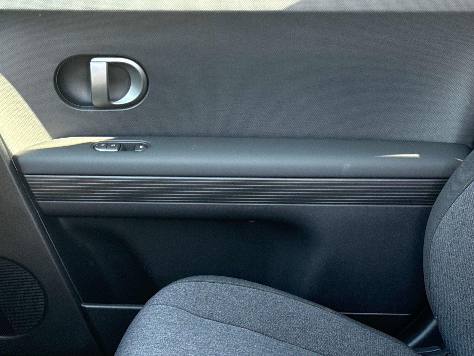 2026 Hyundai IONIQ 5 SE