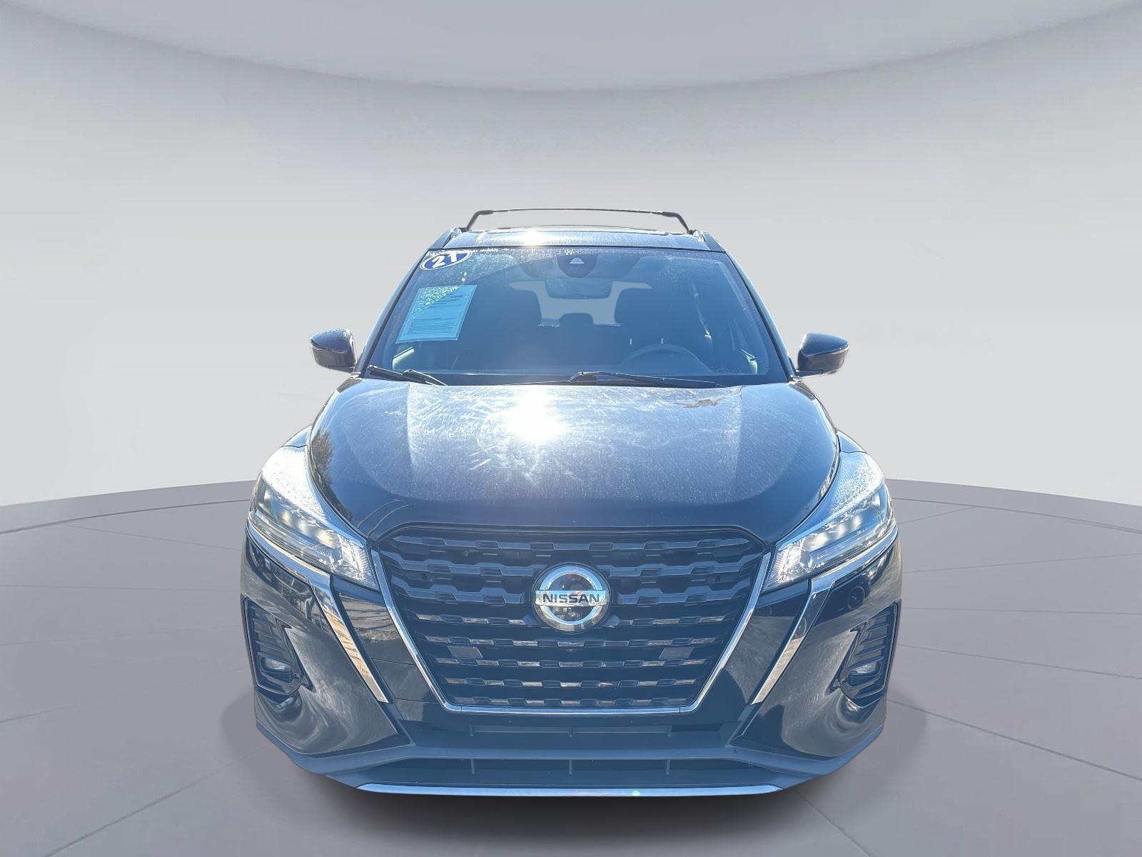 2021 Nissan Kicks SR