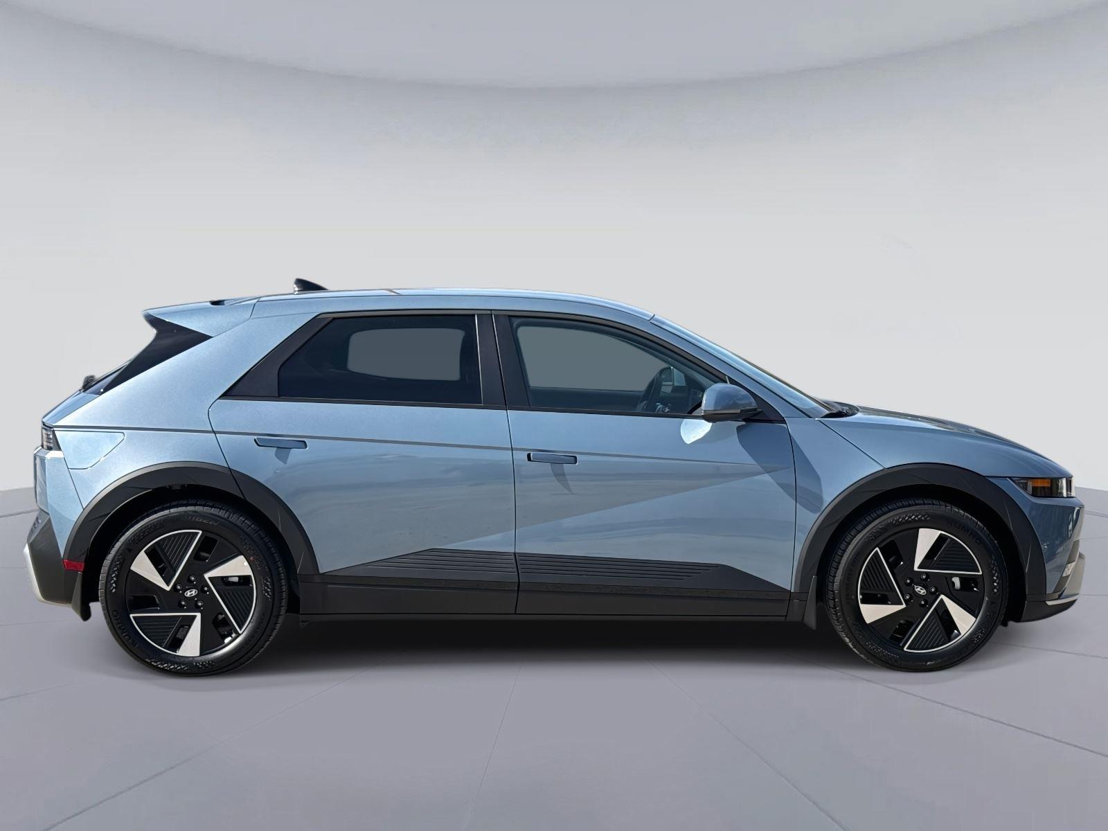 2026 Hyundai IONIQ 5 SE Standard Range