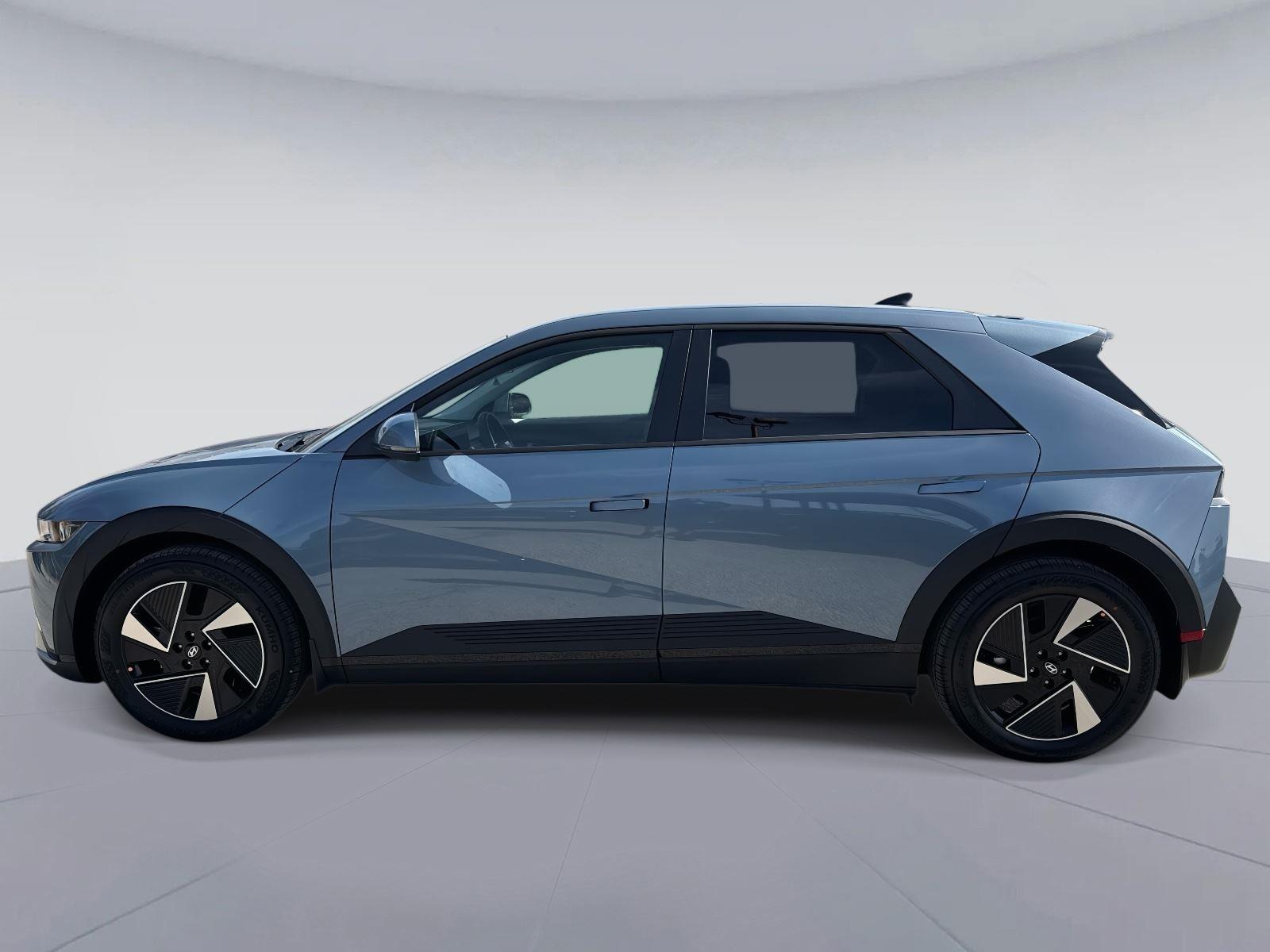 2026 Hyundai IONIQ 5 SE Standard Range