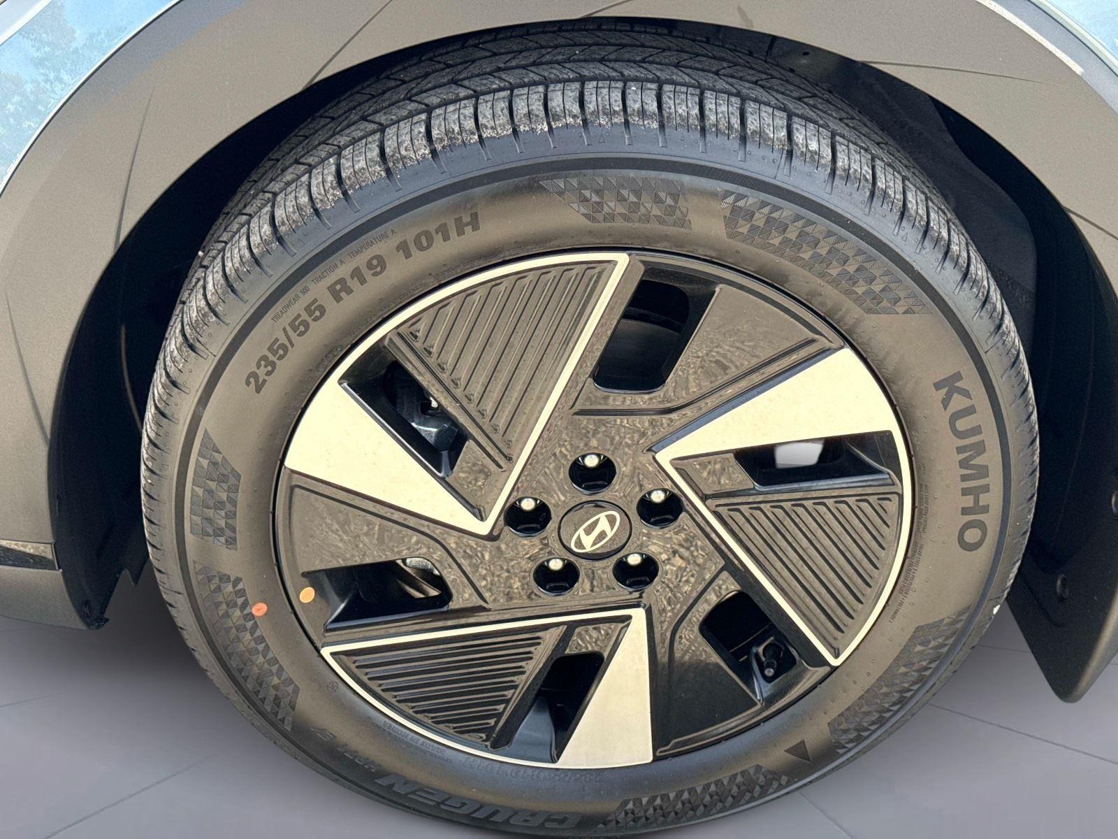 2026 Hyundai IONIQ 5 SE Standard Range