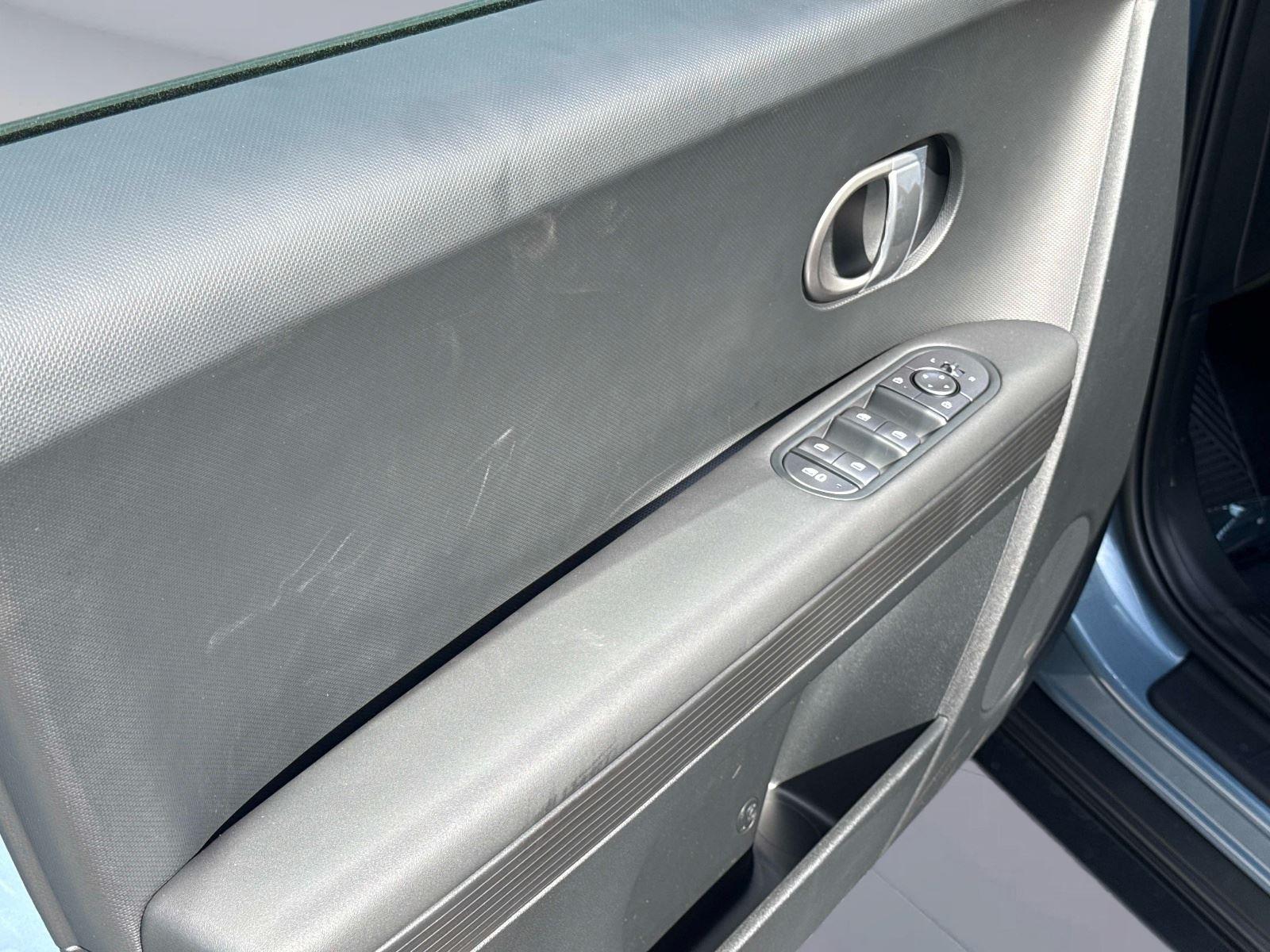 2026 Hyundai IONIQ 5 SE Standard Range