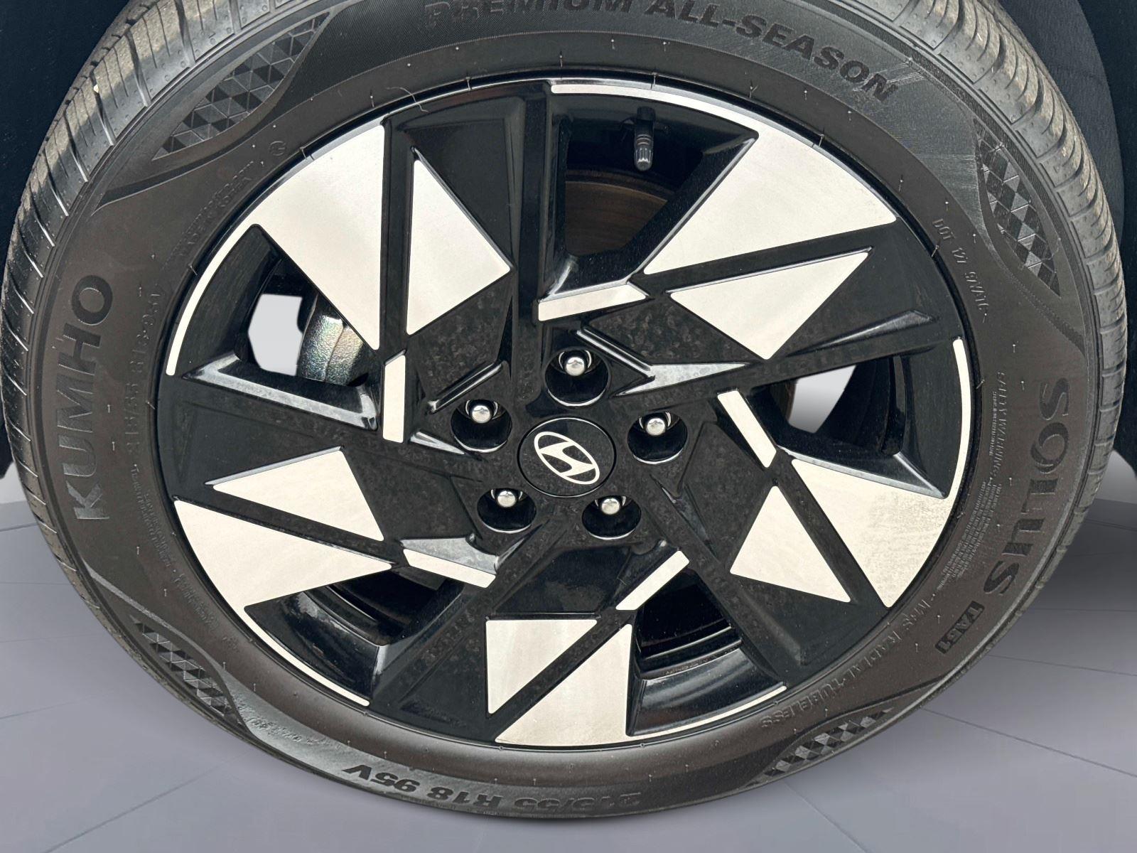 2025 Hyundai Kona SEL Convenience