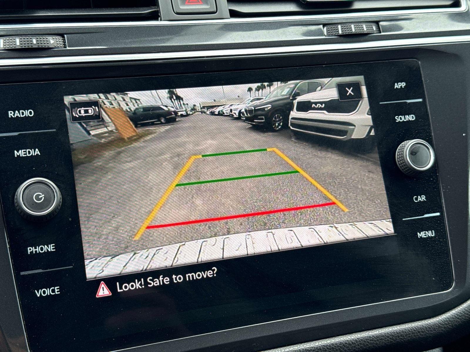 2022 Volkswagen Tiguan SE R-Line Black