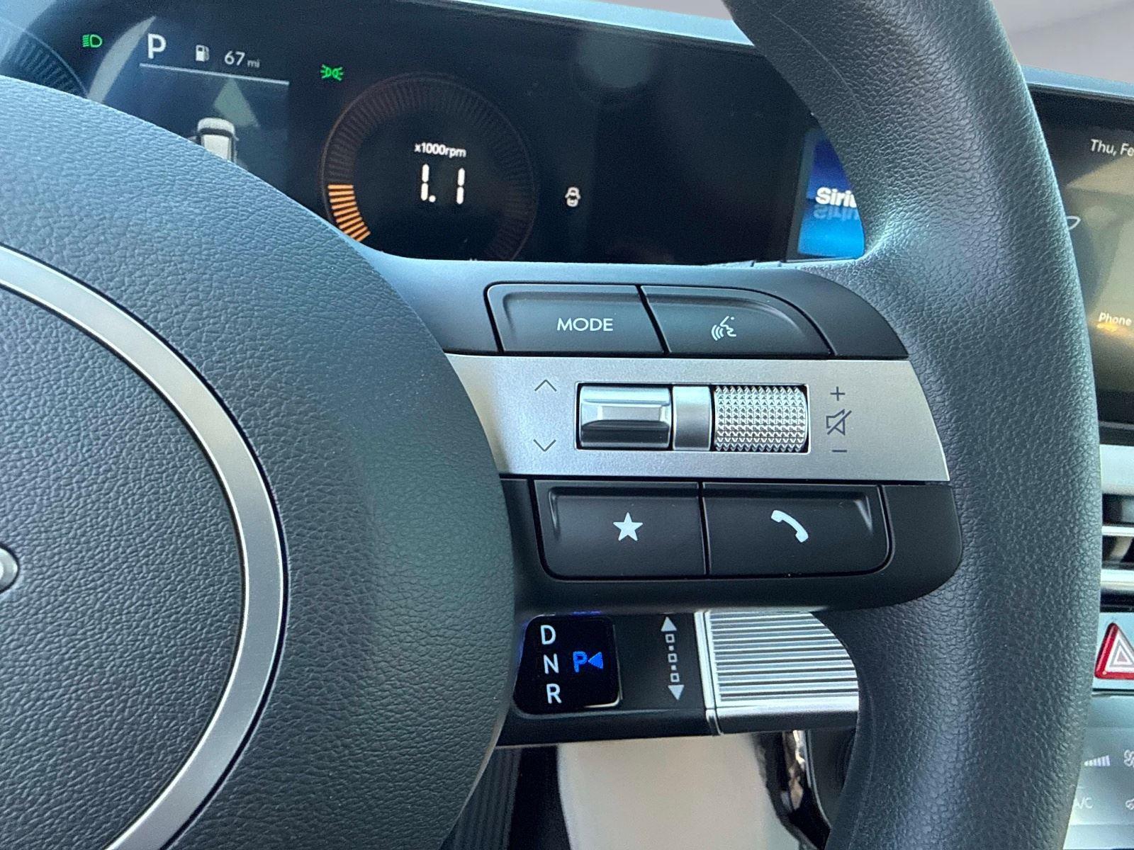 2026 Hyundai Tucson Hybrid Blue SE