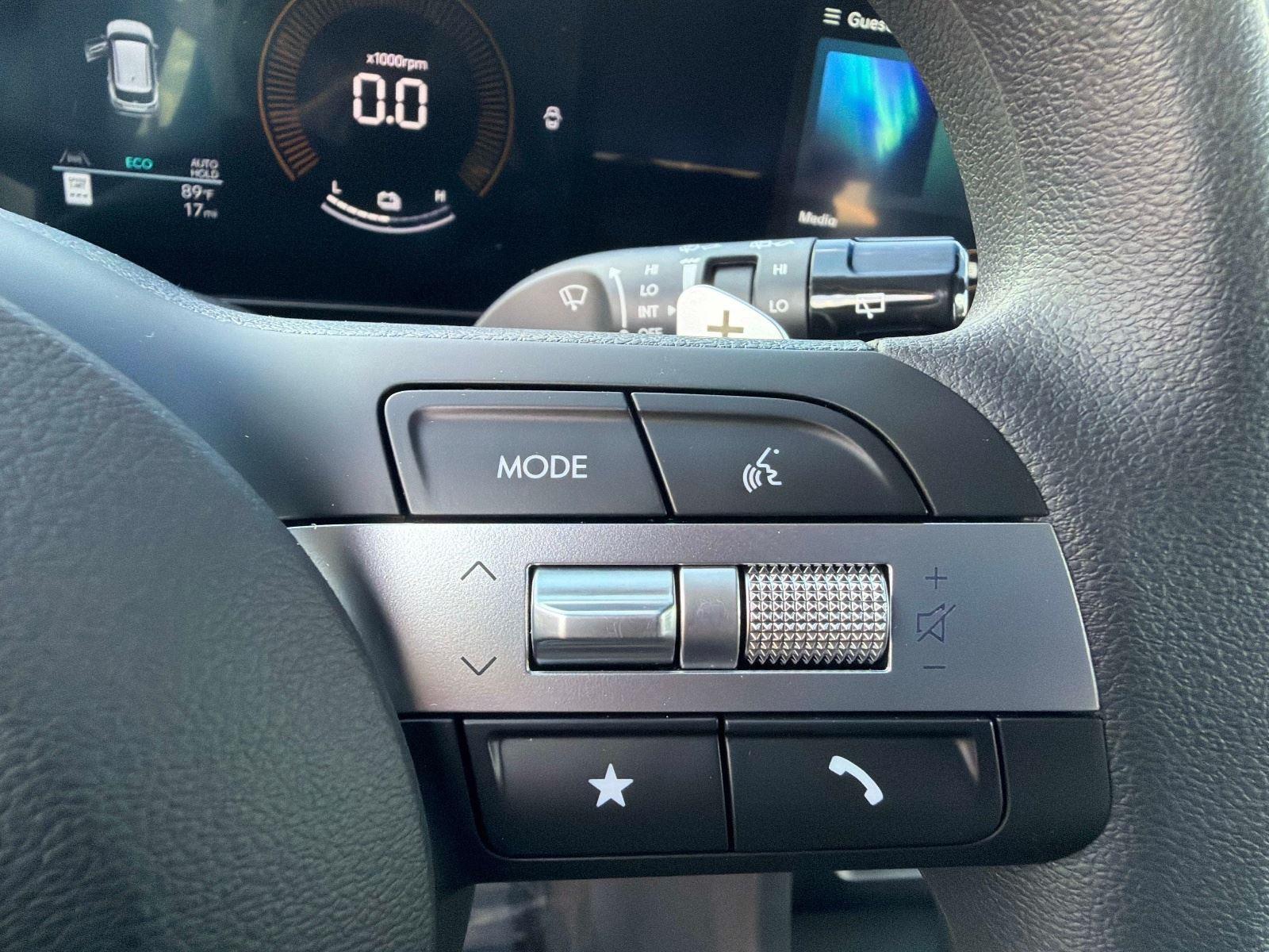 2026 Hyundai Tucson Hybrid Blue SE