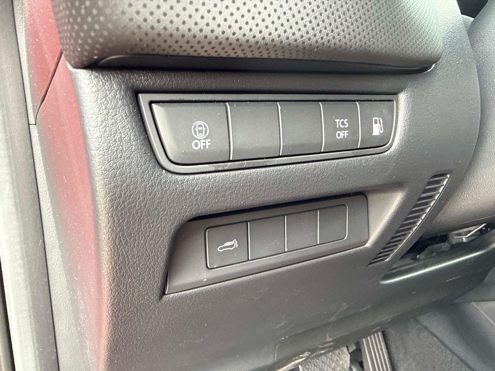 2025 Mazda CX-50 Hybrid Preferred Package