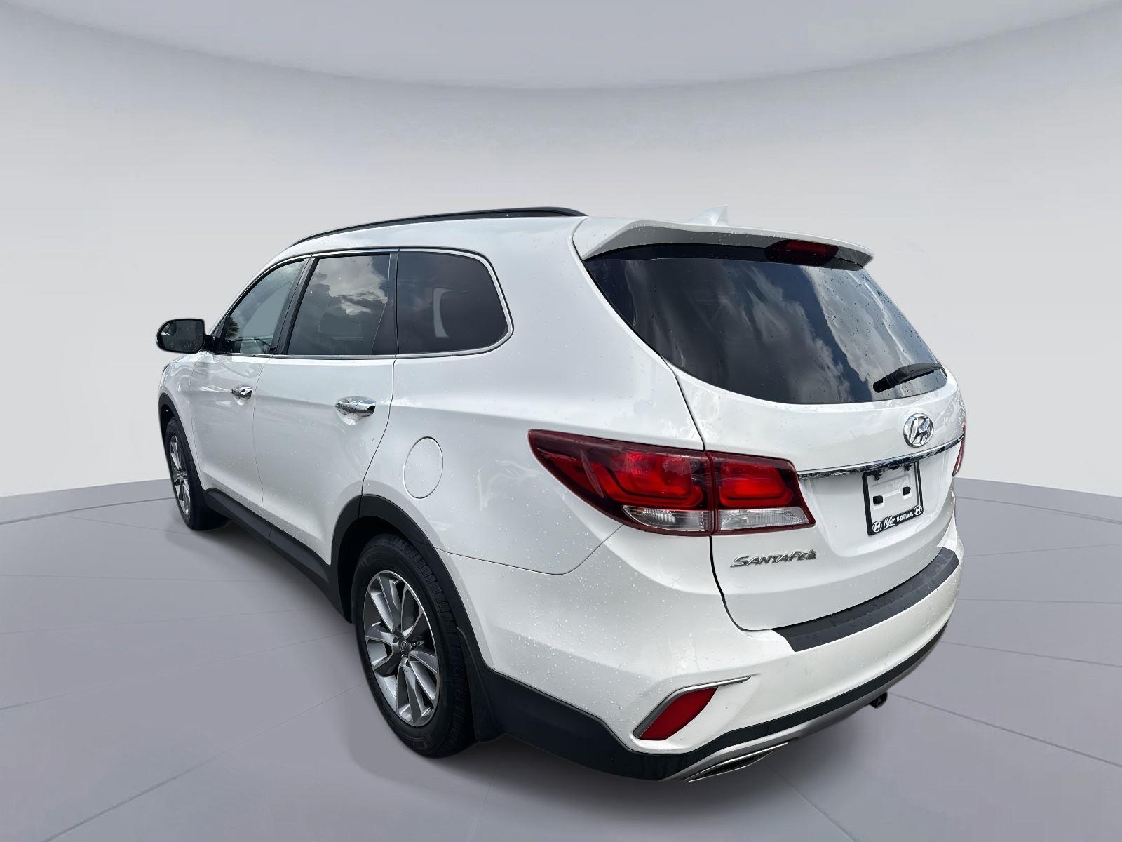 2018 Hyundai Santa Fe SE