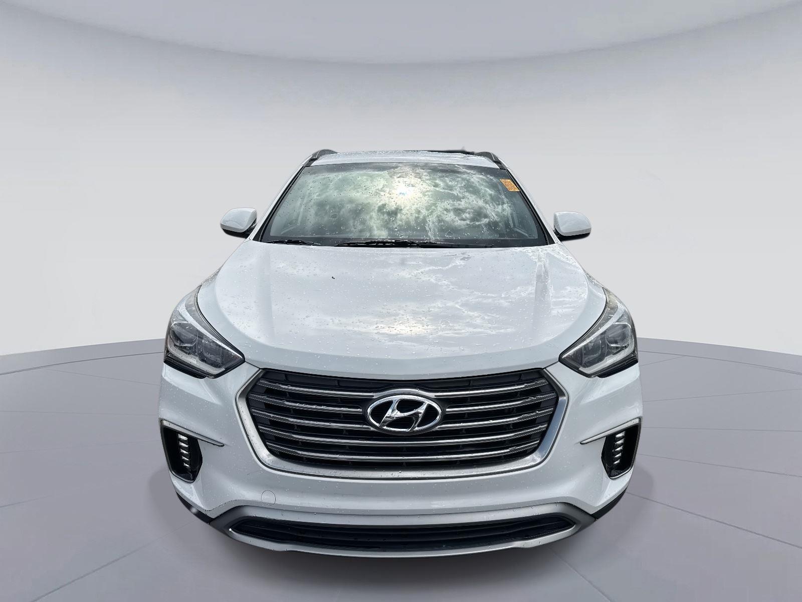 2018 Hyundai Santa Fe SE