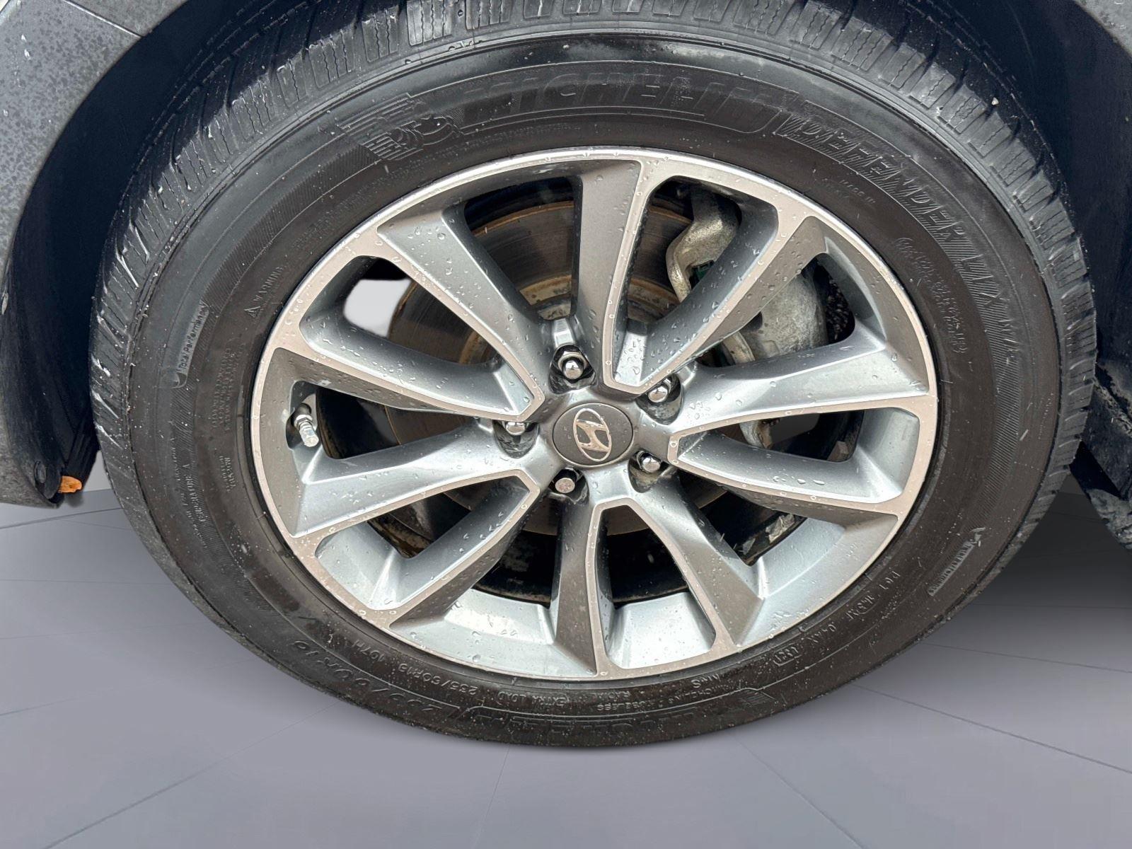 2018 Hyundai Santa Fe SE