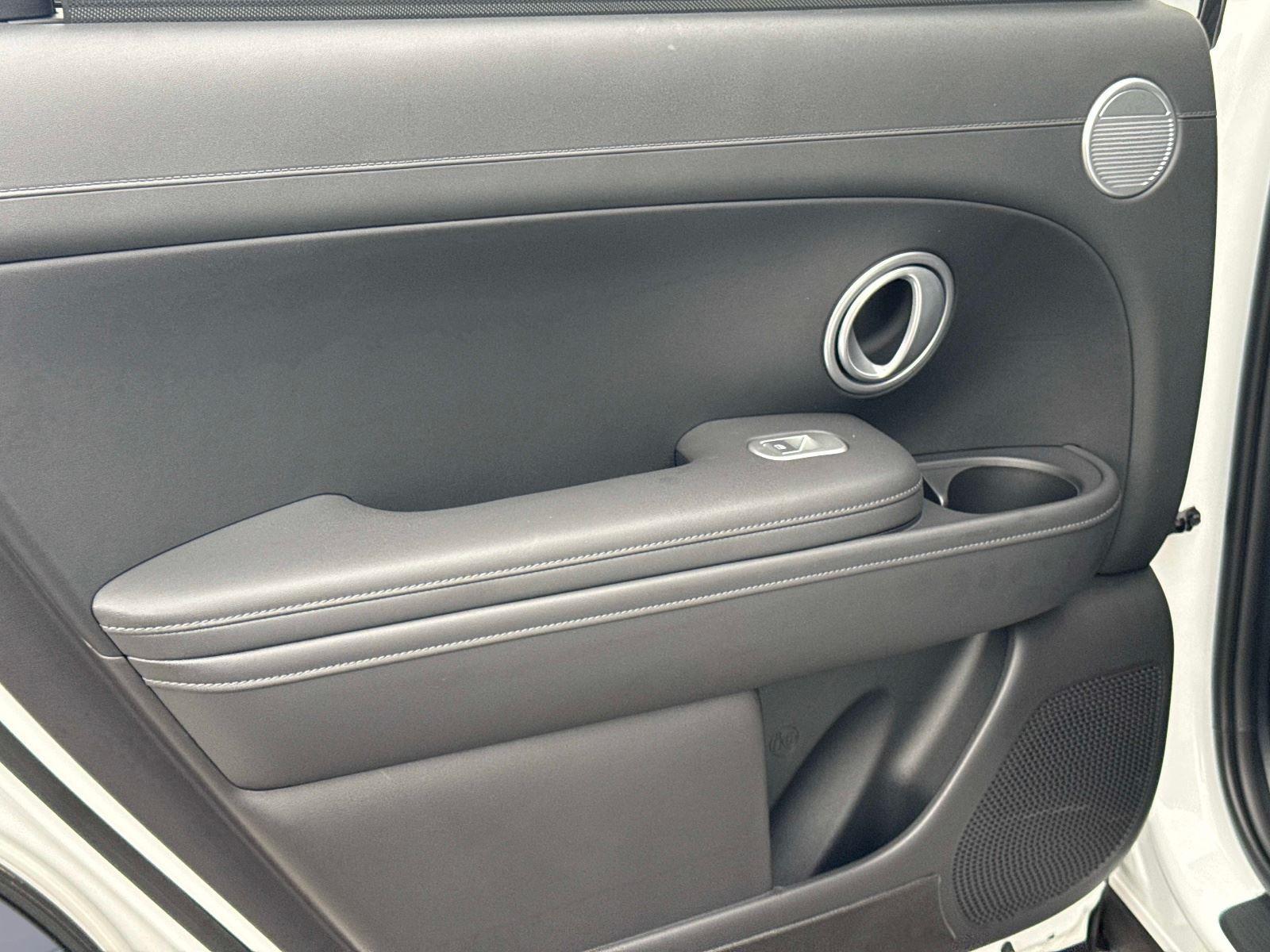 2026 Hyundai Palisade Hybrid Blue SEL Premium 8P