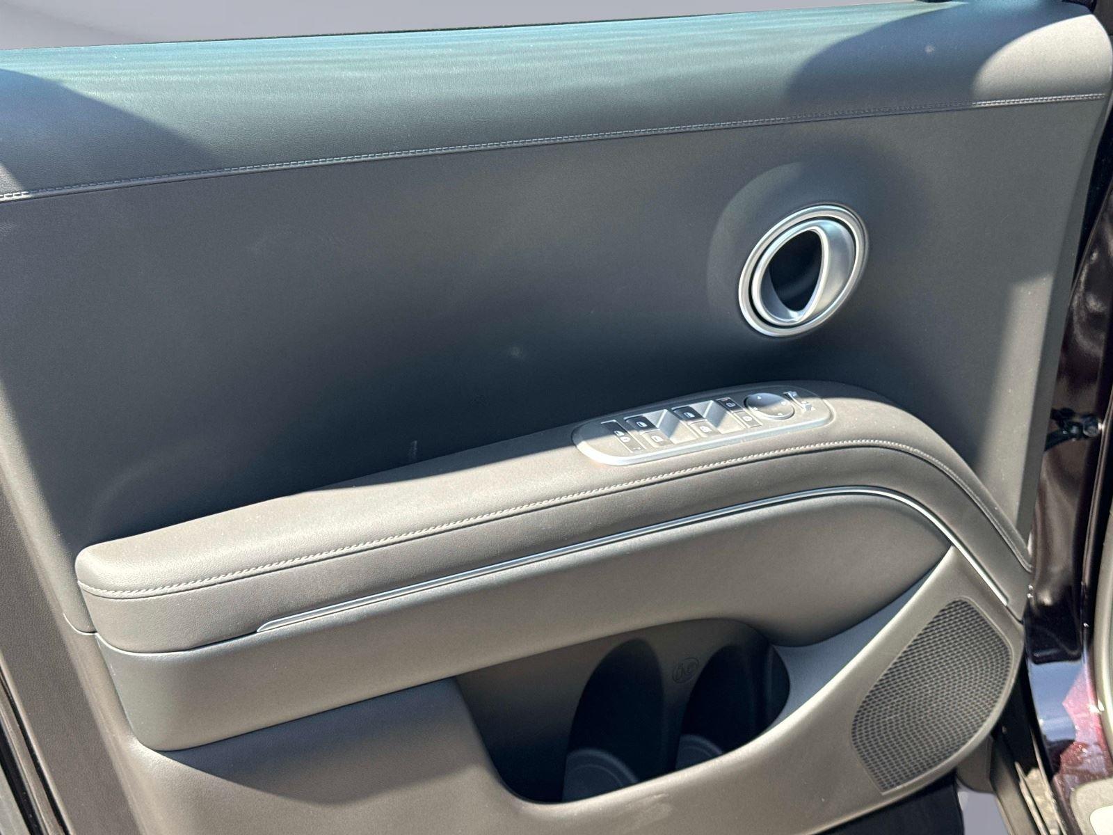 2026 Hyundai Palisade Hybrid Blue SEL 8P