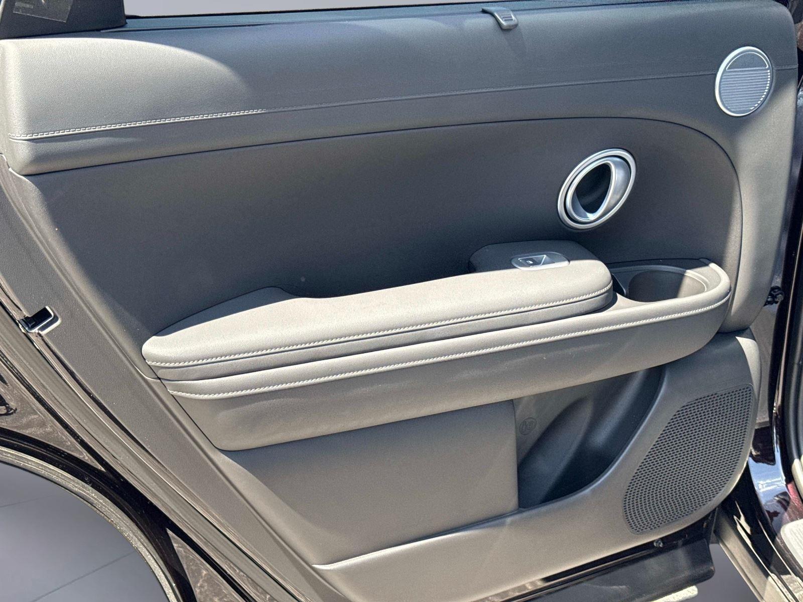 2026 Hyundai Palisade Hybrid Blue SEL 8P